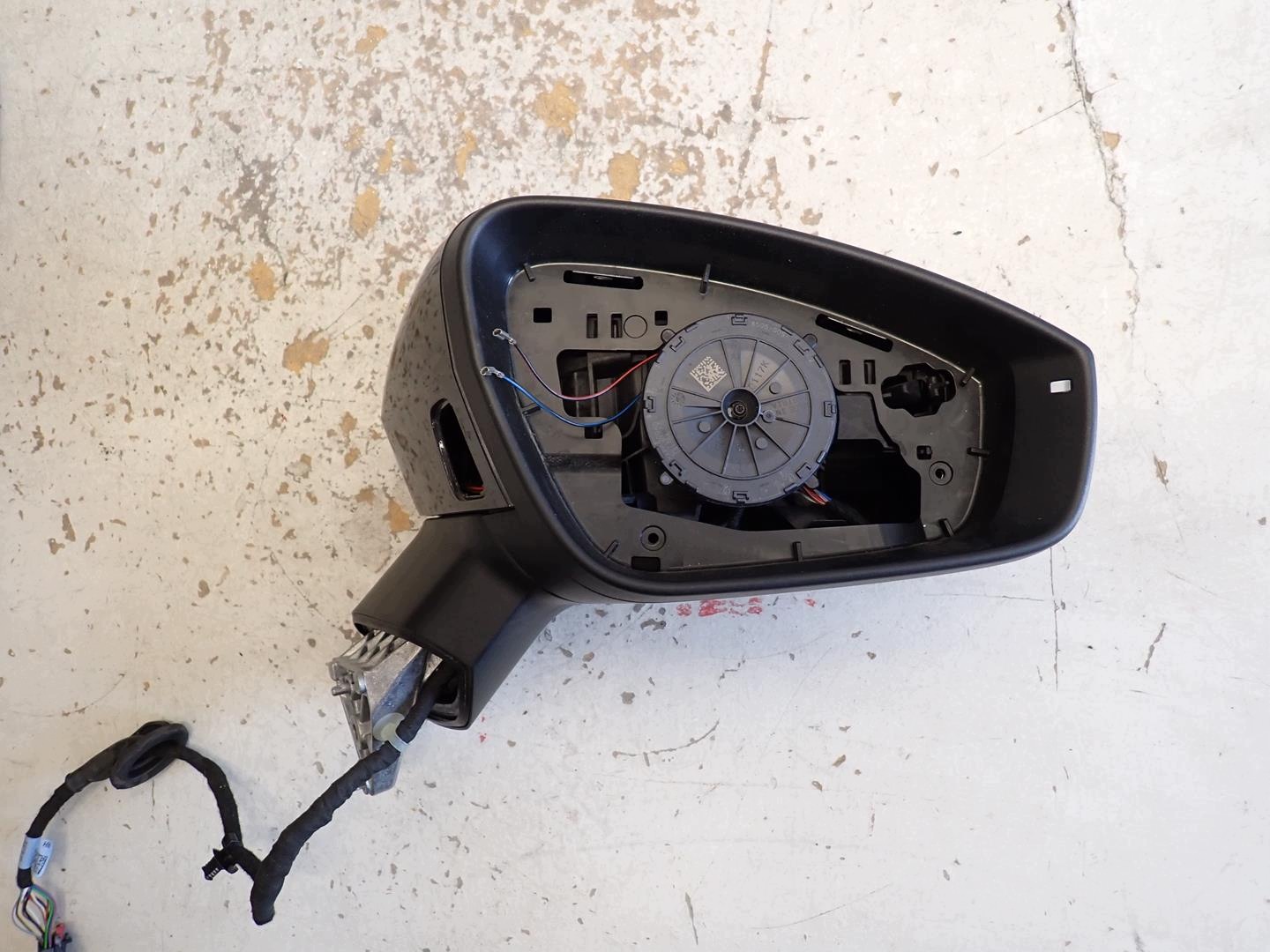 mirror right SKODA KODIAQ II 2024- 57H857408A
