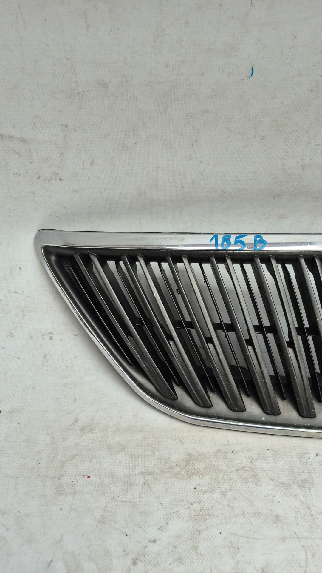 LEXUS RX300 04-06 grill grille radiator