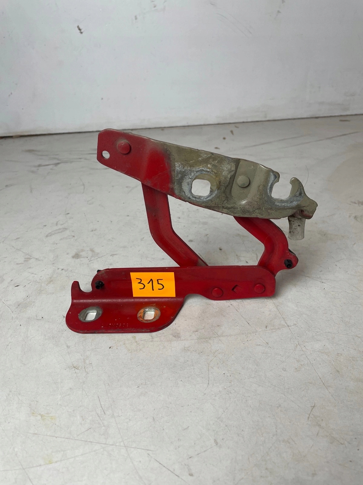 hinge bonnets front front left Ford Fiesta MK7