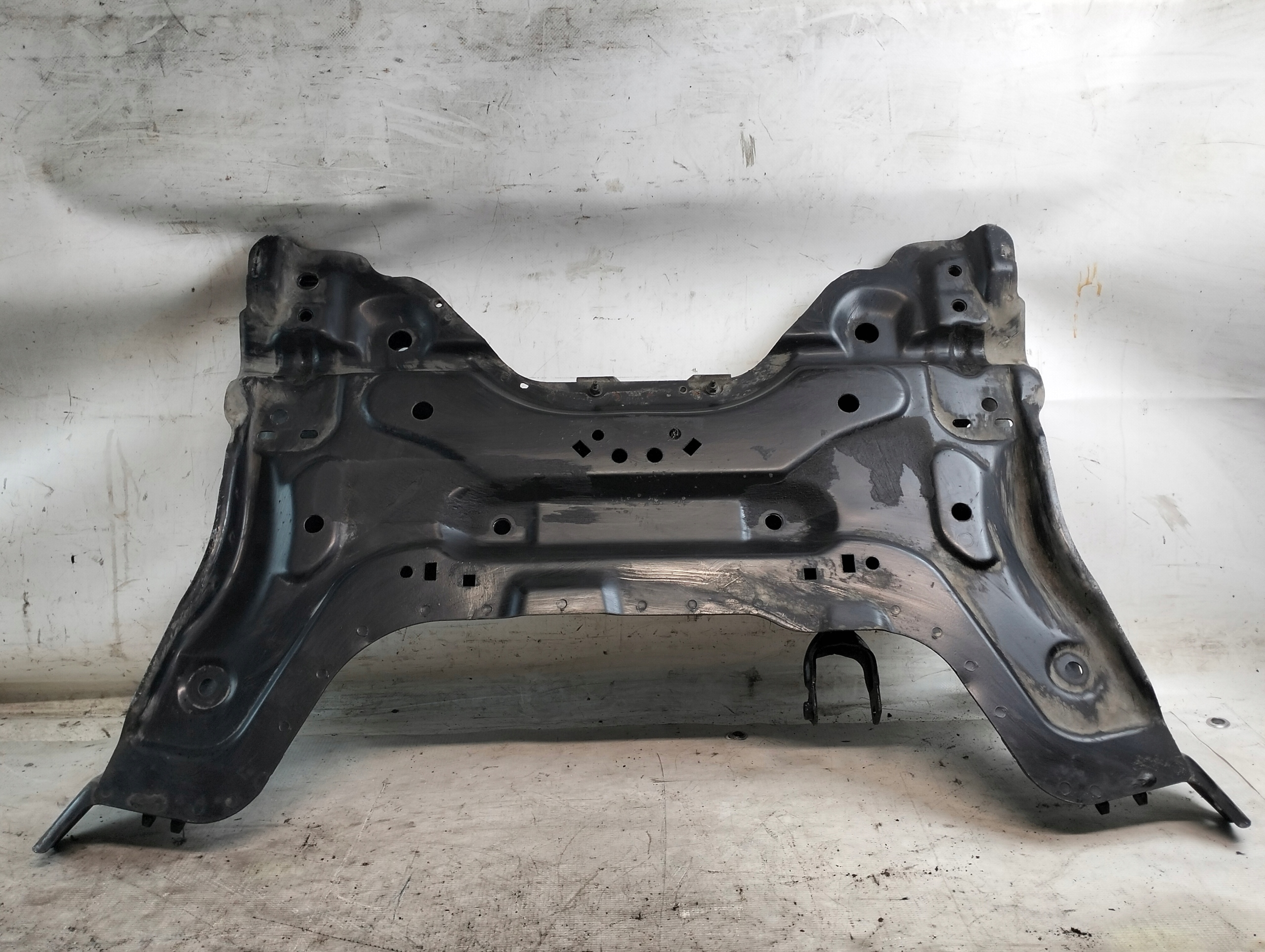 axle beam axle beam front front PEUGEOT 308 1.6 VTI 2009r