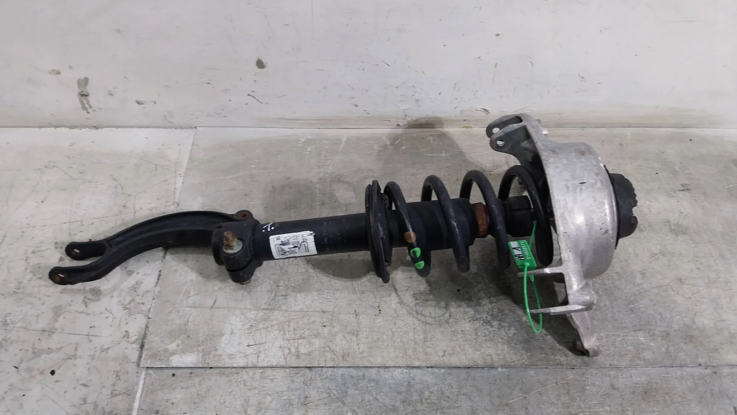 shock absorber front right 8R0413031F AUDI Q5 8R