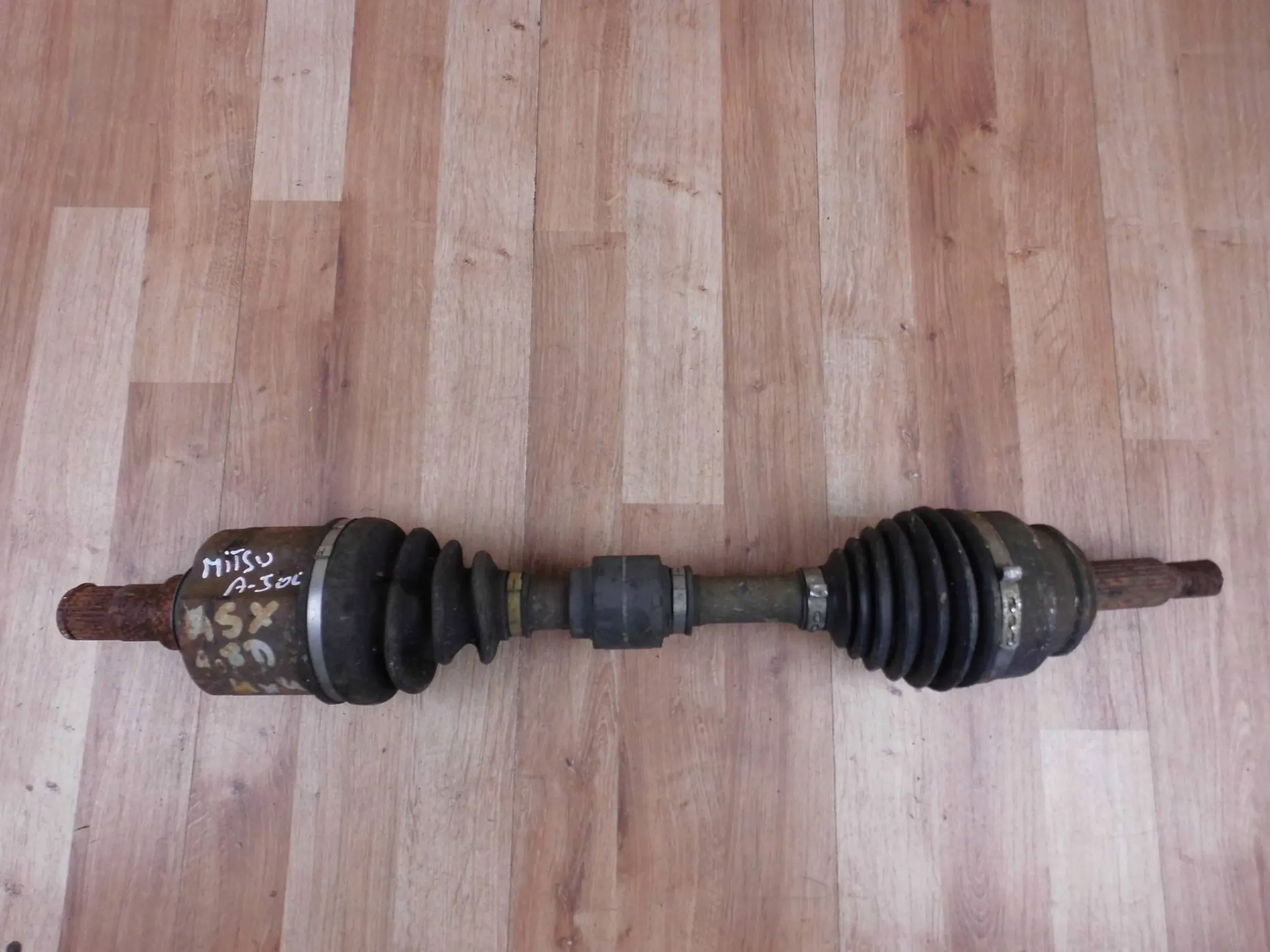 Mitsubishi ASX 2010-2018 2.2 DIESEL 4x4 Antriebswelle links vorne vorne links