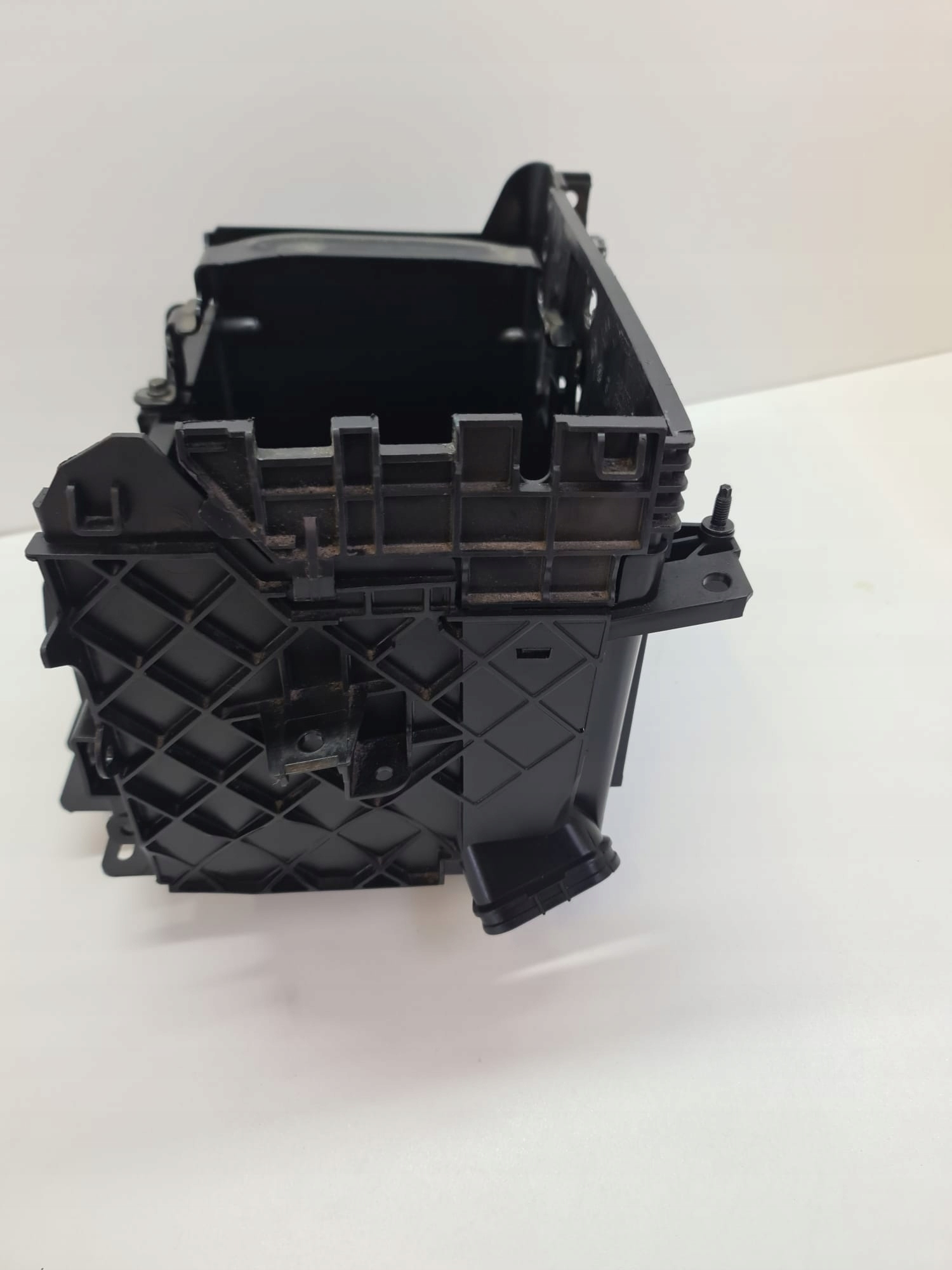 SKRZYNKA OBUDOWA AKUMULATORA TRAFIC III 2.0DCI Numer katalogowy części 244287528R