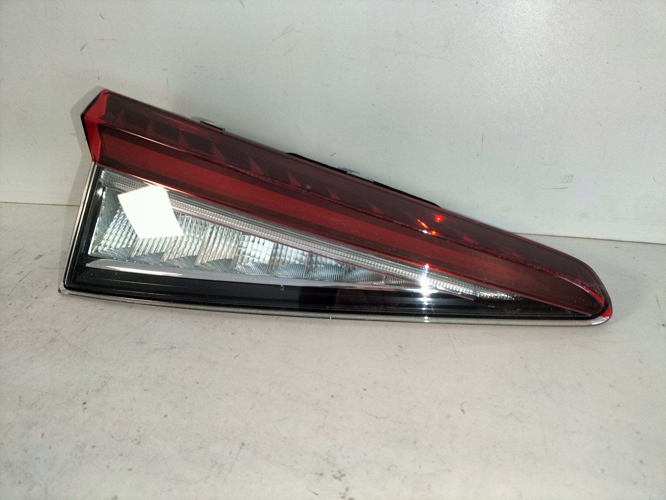 light rear rear part left SKODA ENYAQ 21- LED