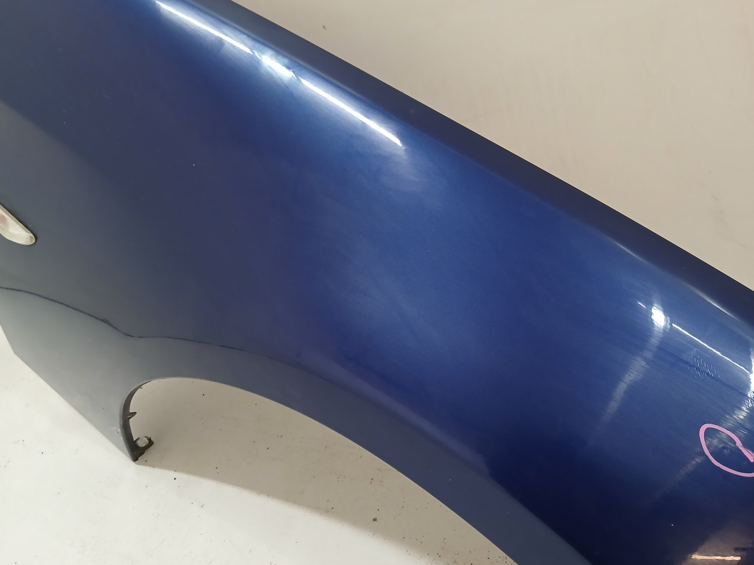 fender right front BMW E90 E91 381 LE MANS