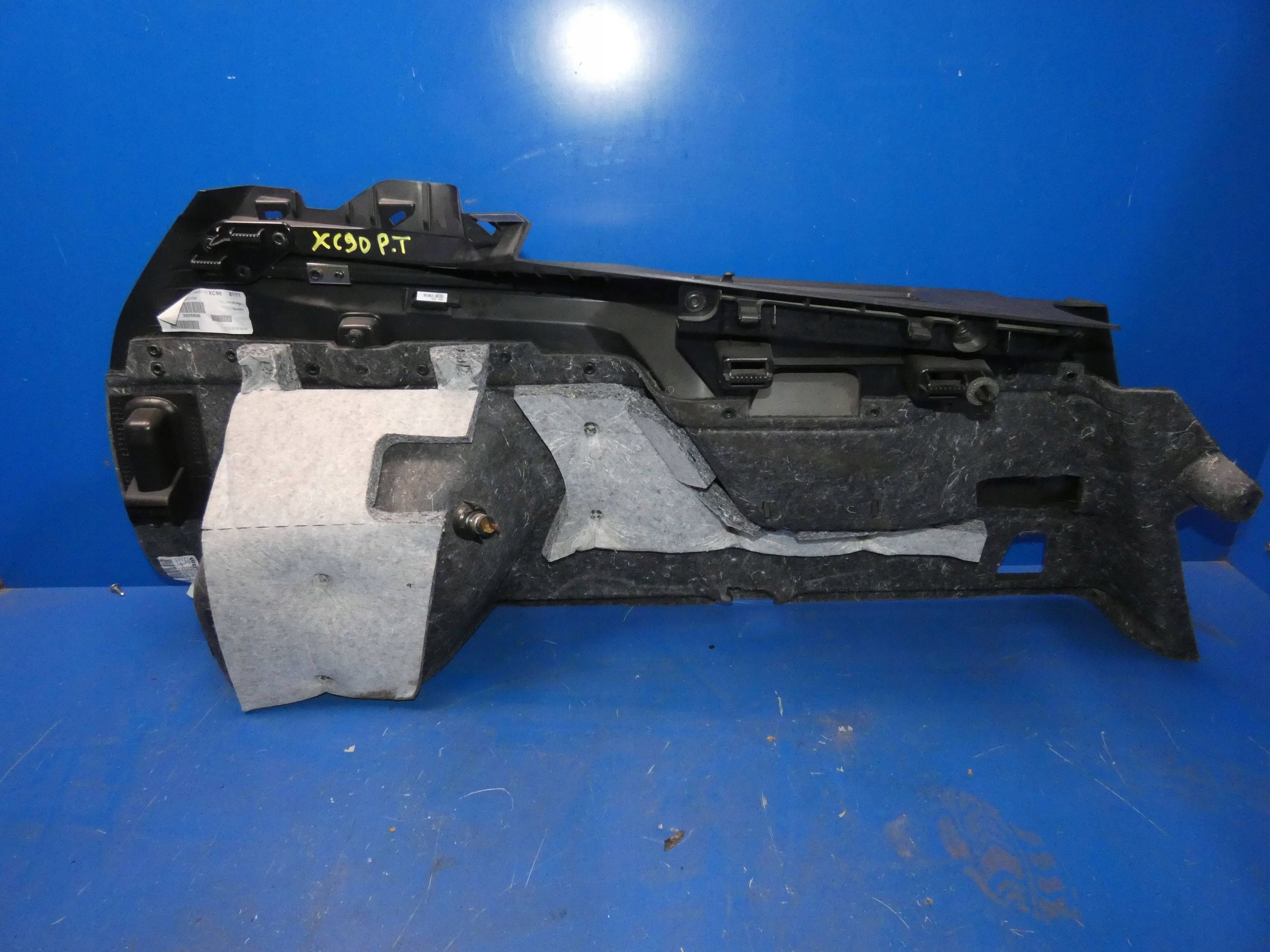 VOLVO XC90 II side upholstery boot 7 OSOB right rear part