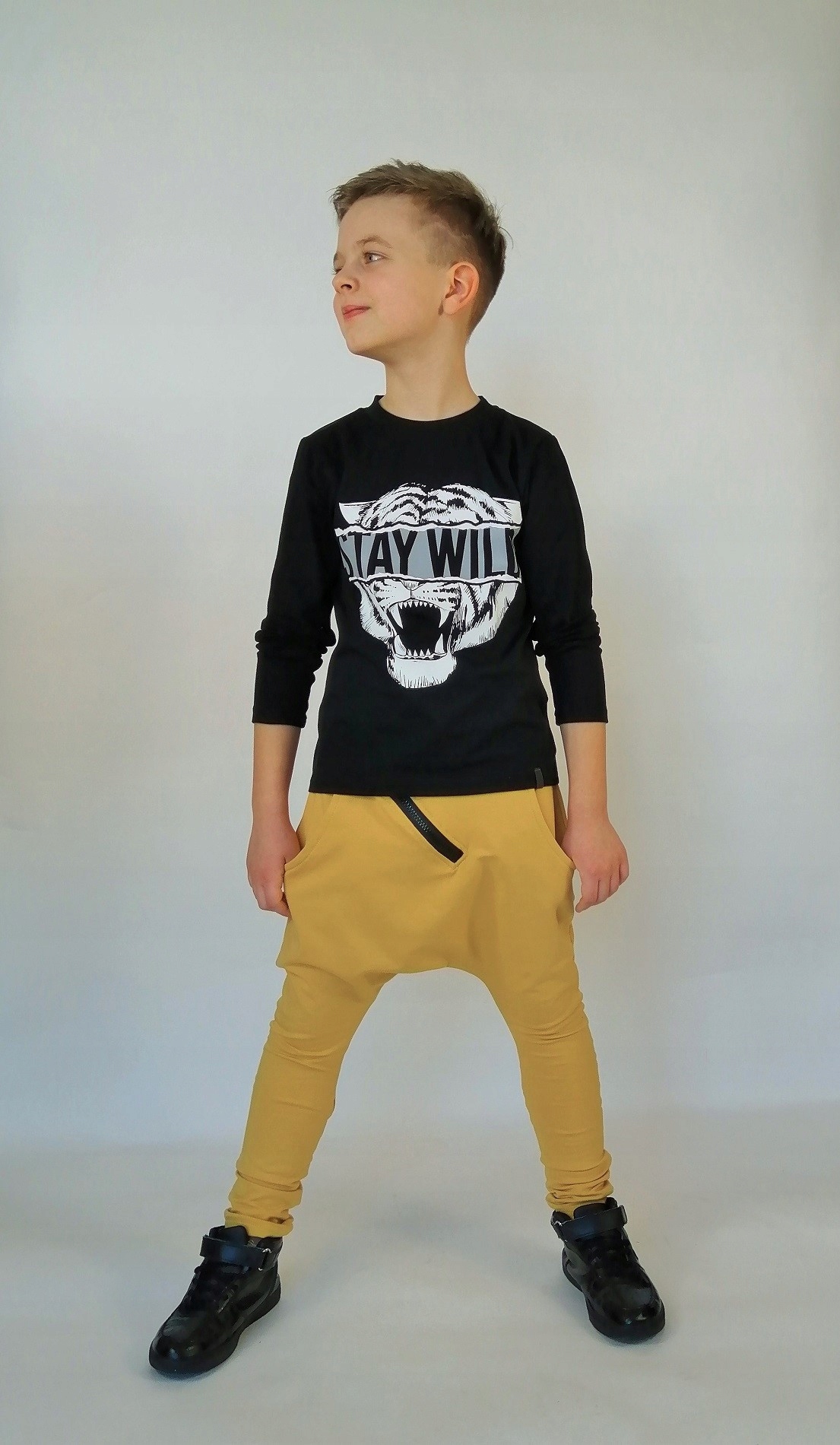 Miodowe spodnie baggy Caramba Mamma 104 EAN (GTIN) 5905923109395