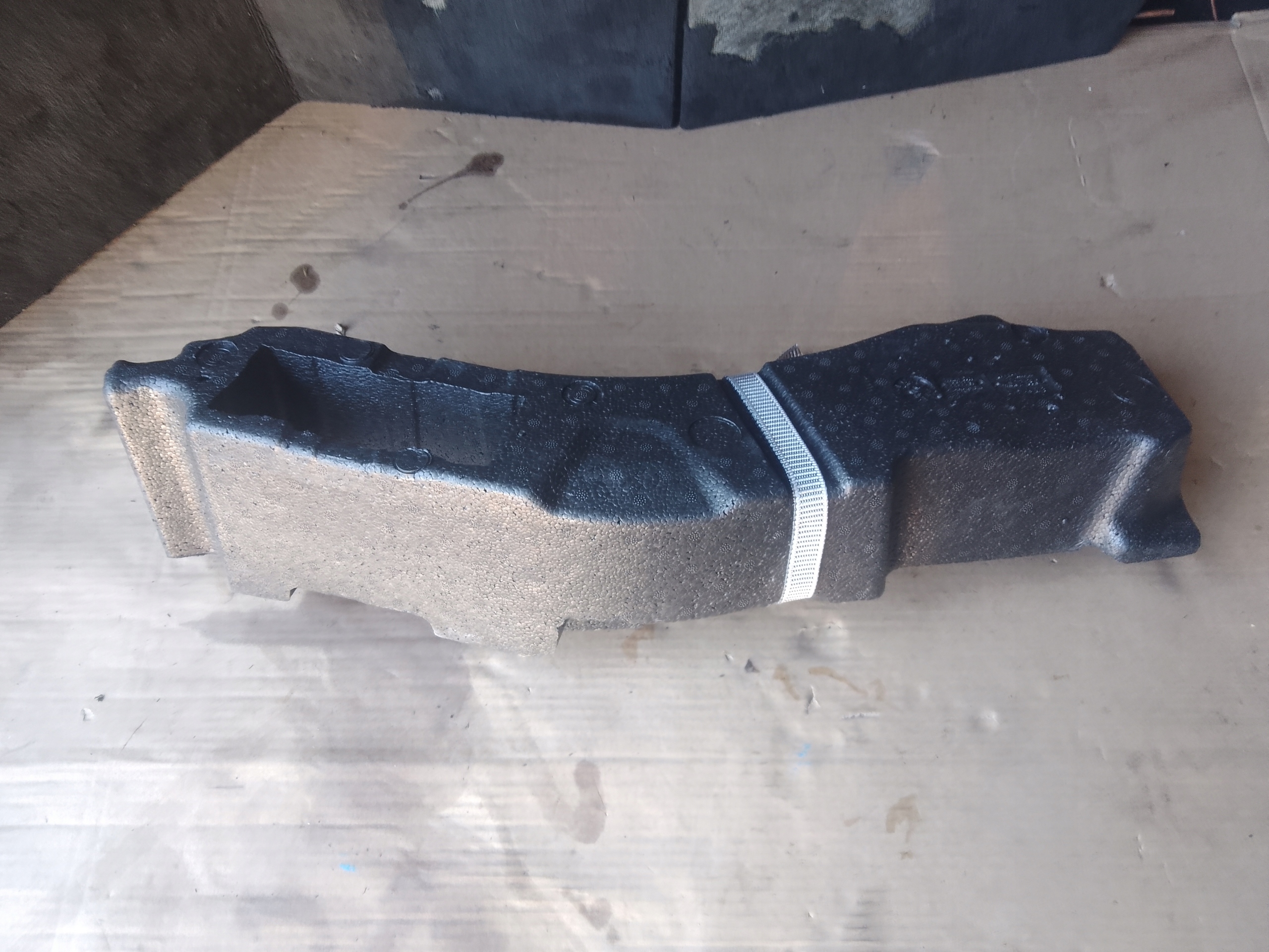 passenger compartment polystirene boot AUDI A6 C8 4K8012169G
