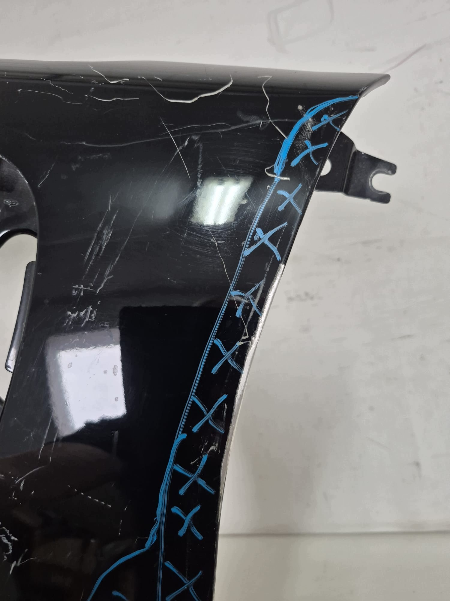 FORD MUSTANG MACH E 20- fender left front front LJ8B-R16185-AB