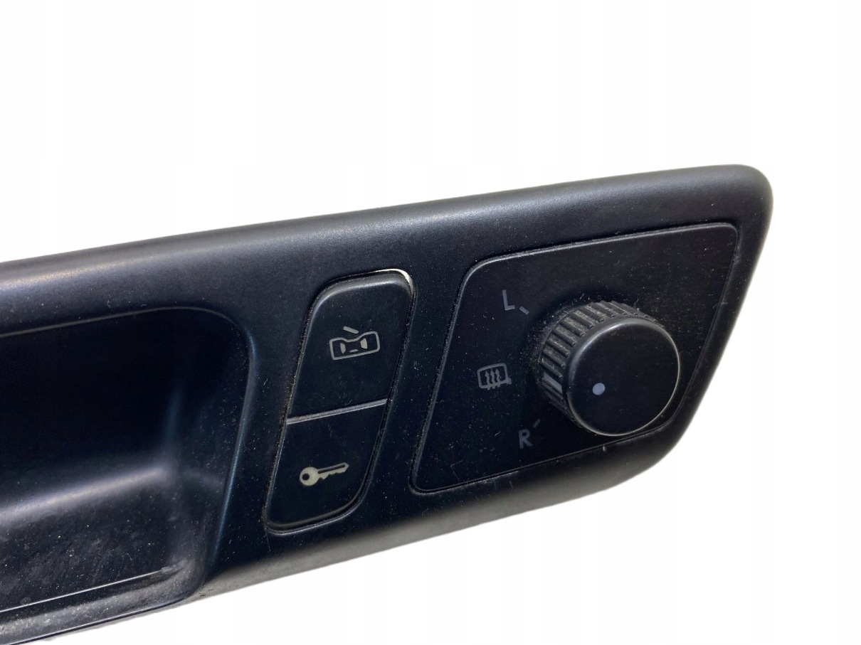 handle inner left front VW POLO IV 9N 6Q1837247G