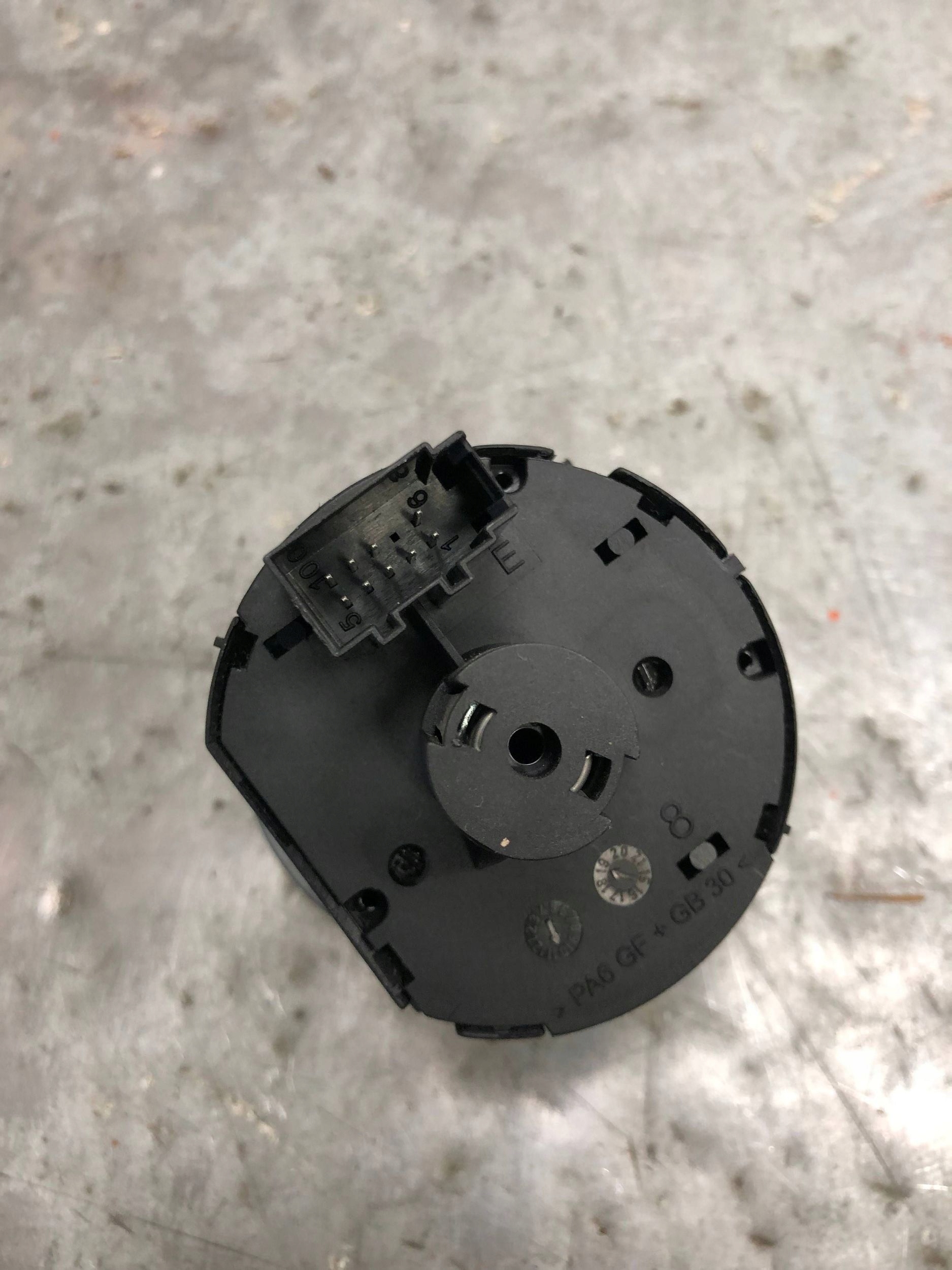 Interrupteur Interrupteur commande phares feux VW 5G0941431AP