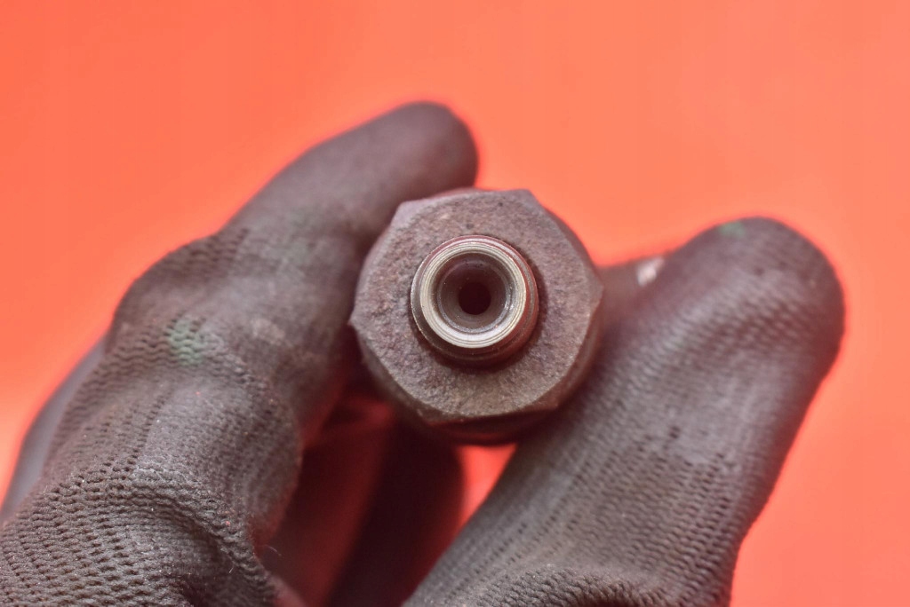 топливная рейка 7H2Q-9D280-DD Range Rover Sport 1 и L320 2.7 TDV6 190 ЛС