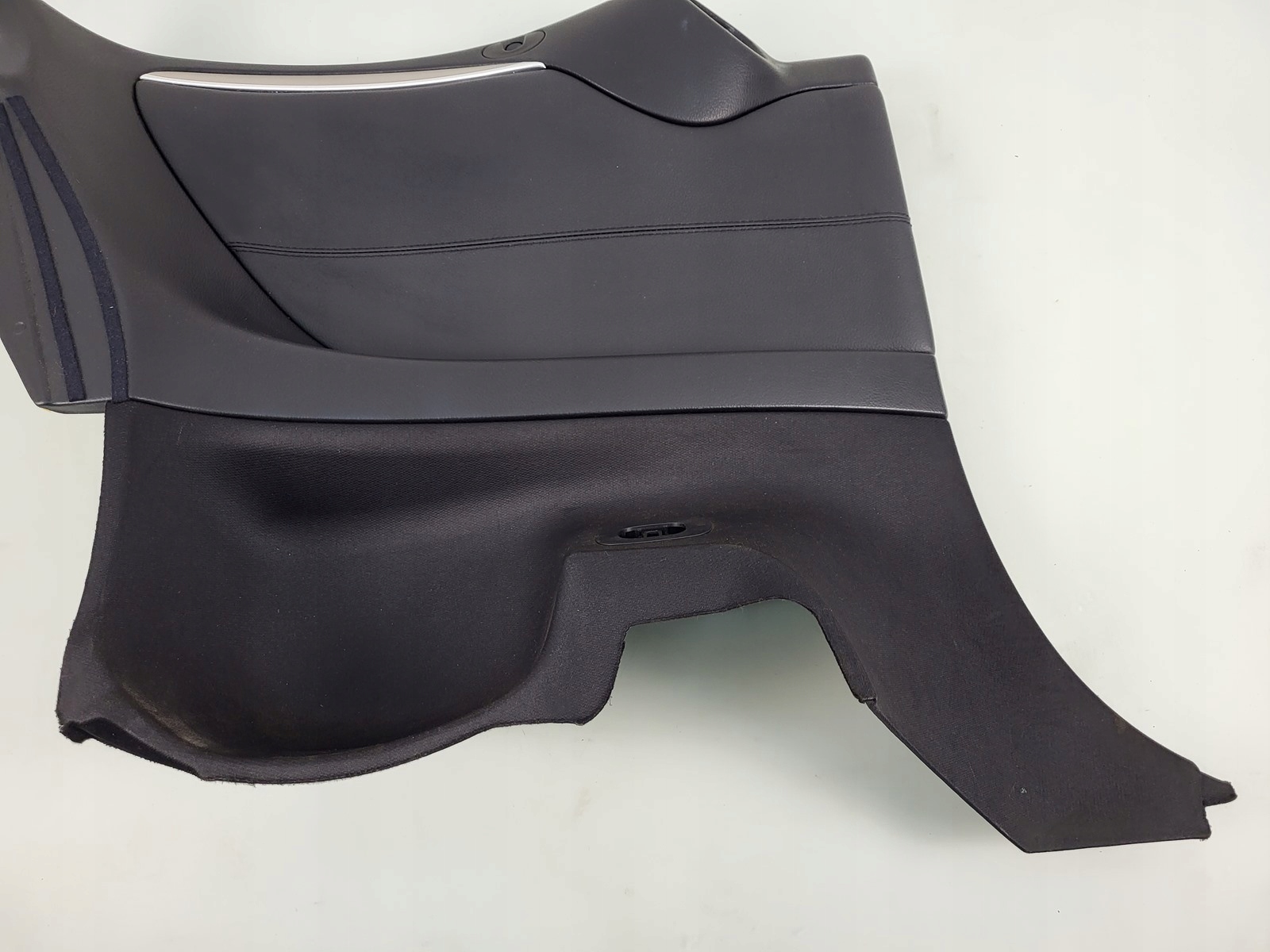 MERCEDES CLK A209 W209 CABRIO side upholstery left rear part
