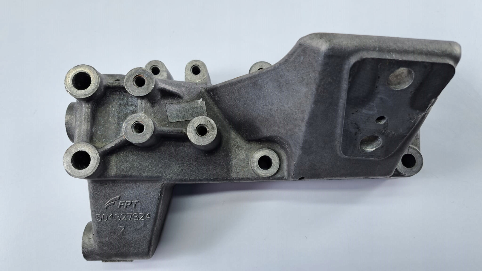 holder engine mount IVECO DAILY 2.3 3.0 HPI 504327324