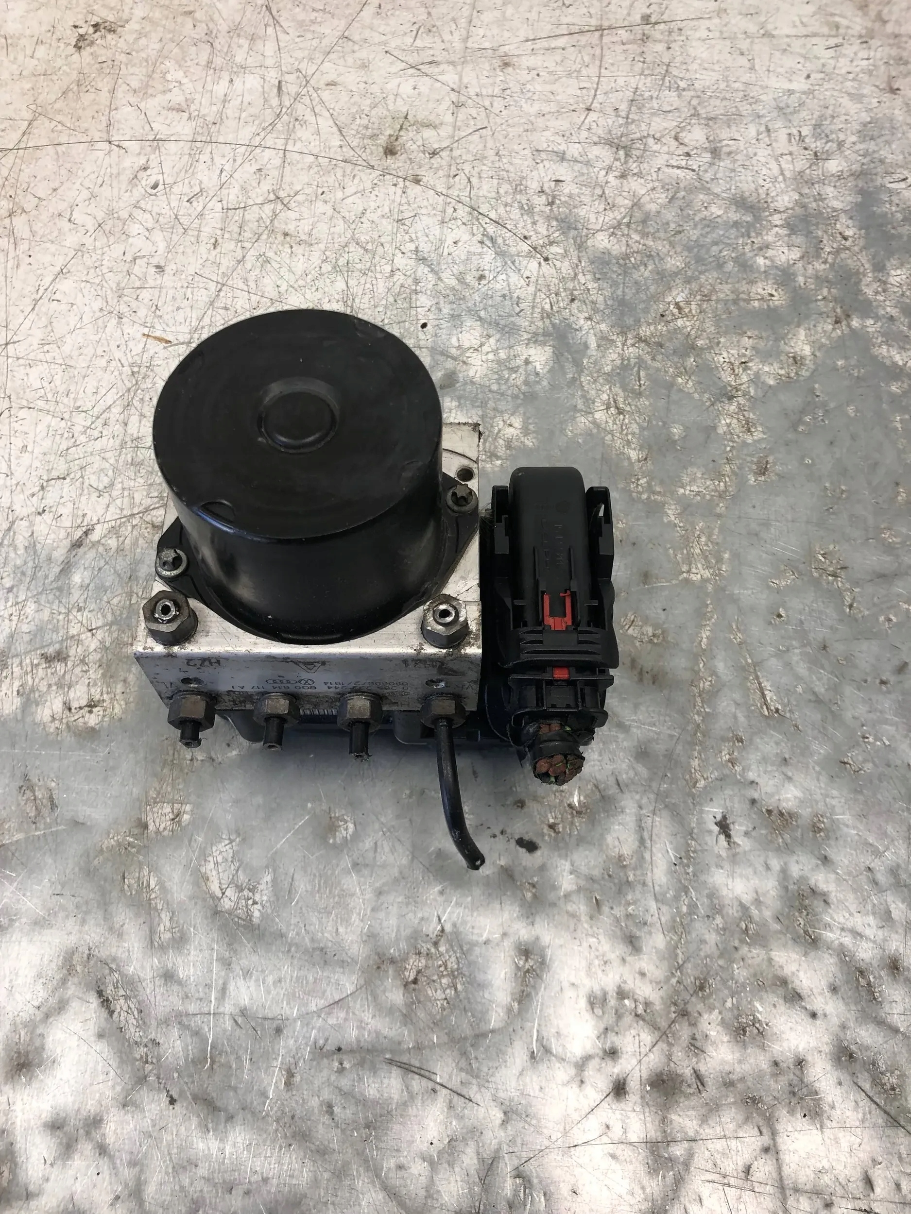 Pompa ABS VW POLO IV 9N LIFT 6Q0614117AJ