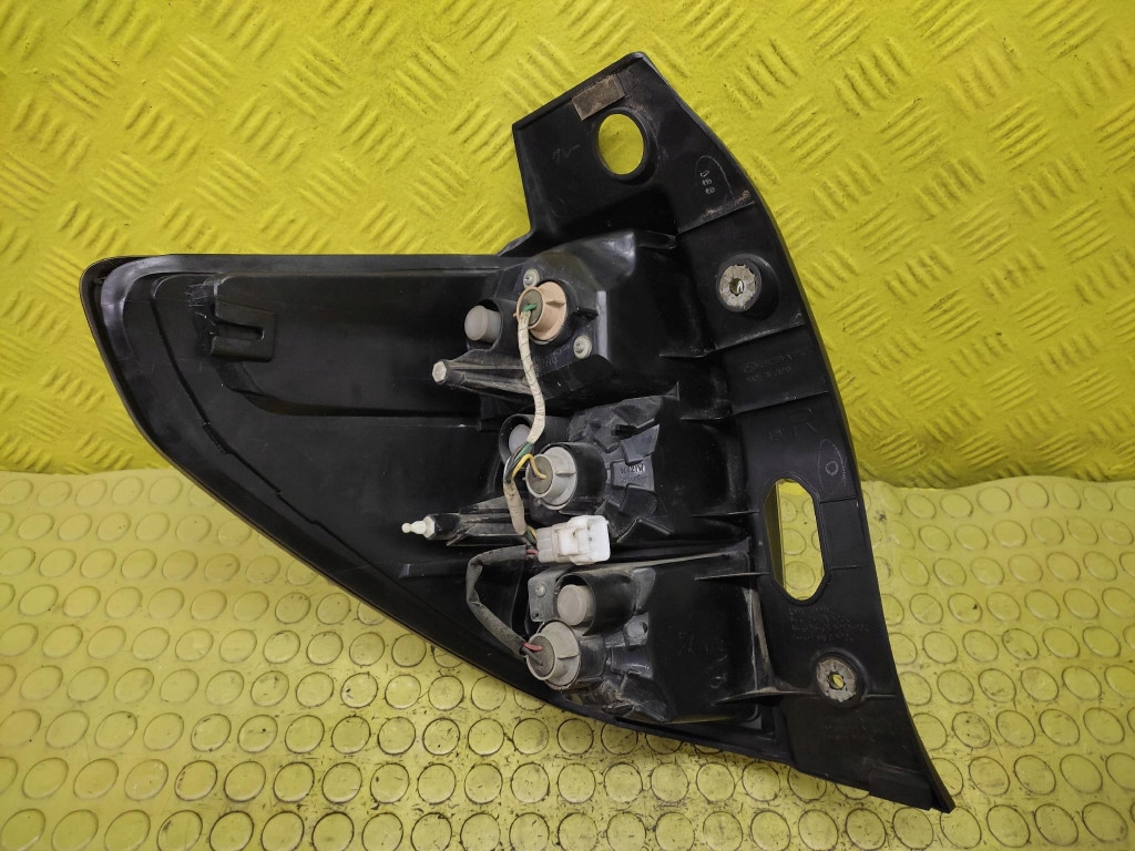 SUBARU FORESTER 2 light right rear part