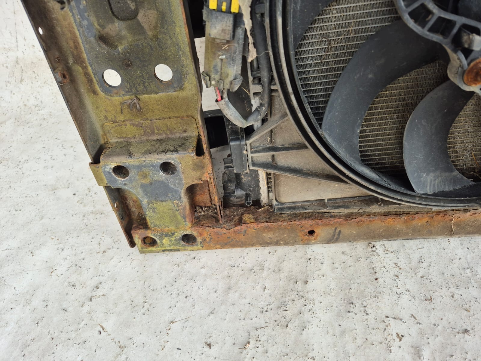 FORD KA II MK2 DIESEL 08- front body wall front pillar iron KOMPLET