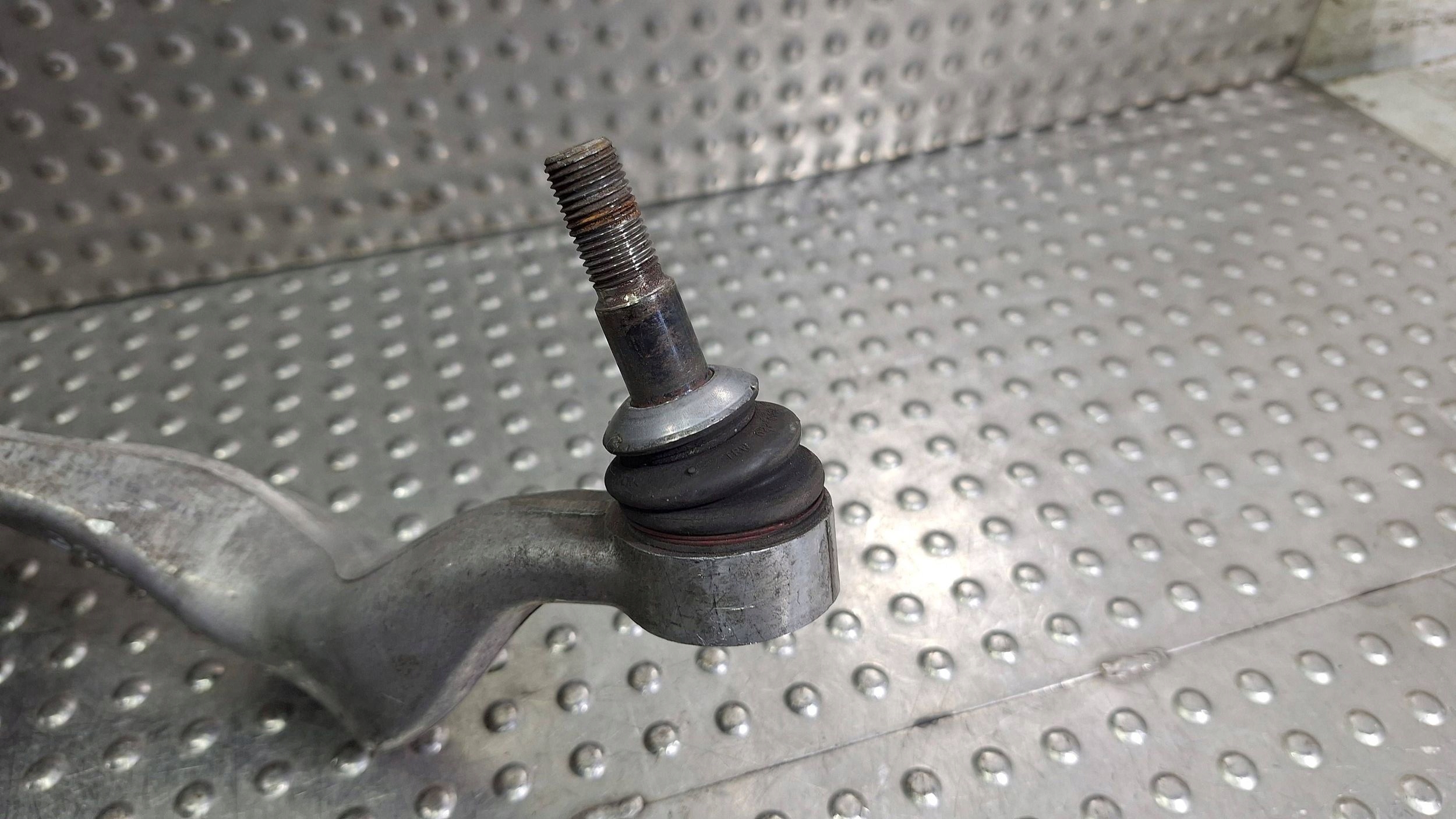 Querlenker links vorne 6763703 BMW E81 E82 E87 E88 E89 E90 E91 E92 E93 X1 E84