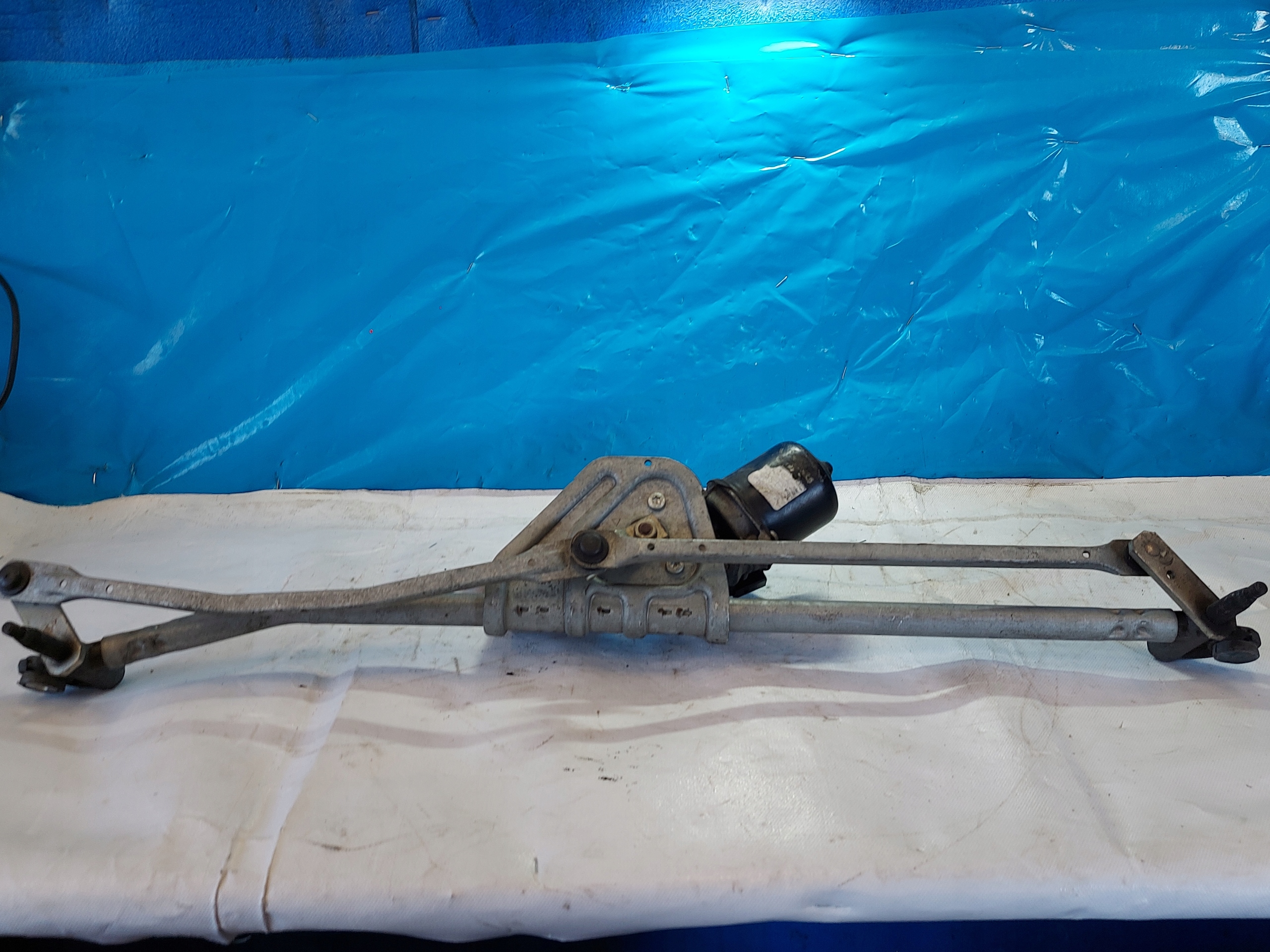 wiper mechanism MINI R56 54126867 front