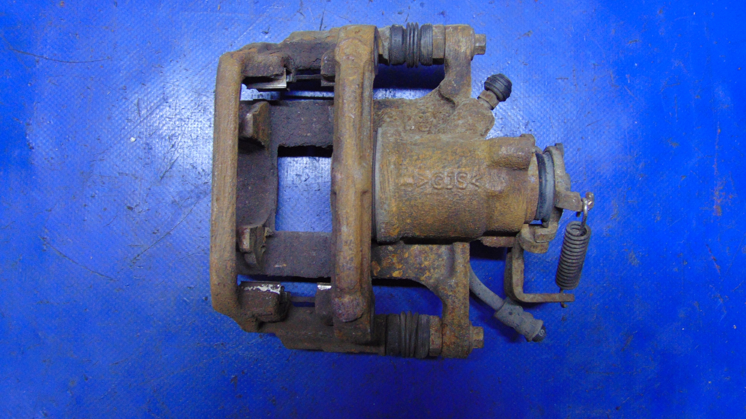 caliper right rear part OPEL MOKKA X 12-20 ROK
