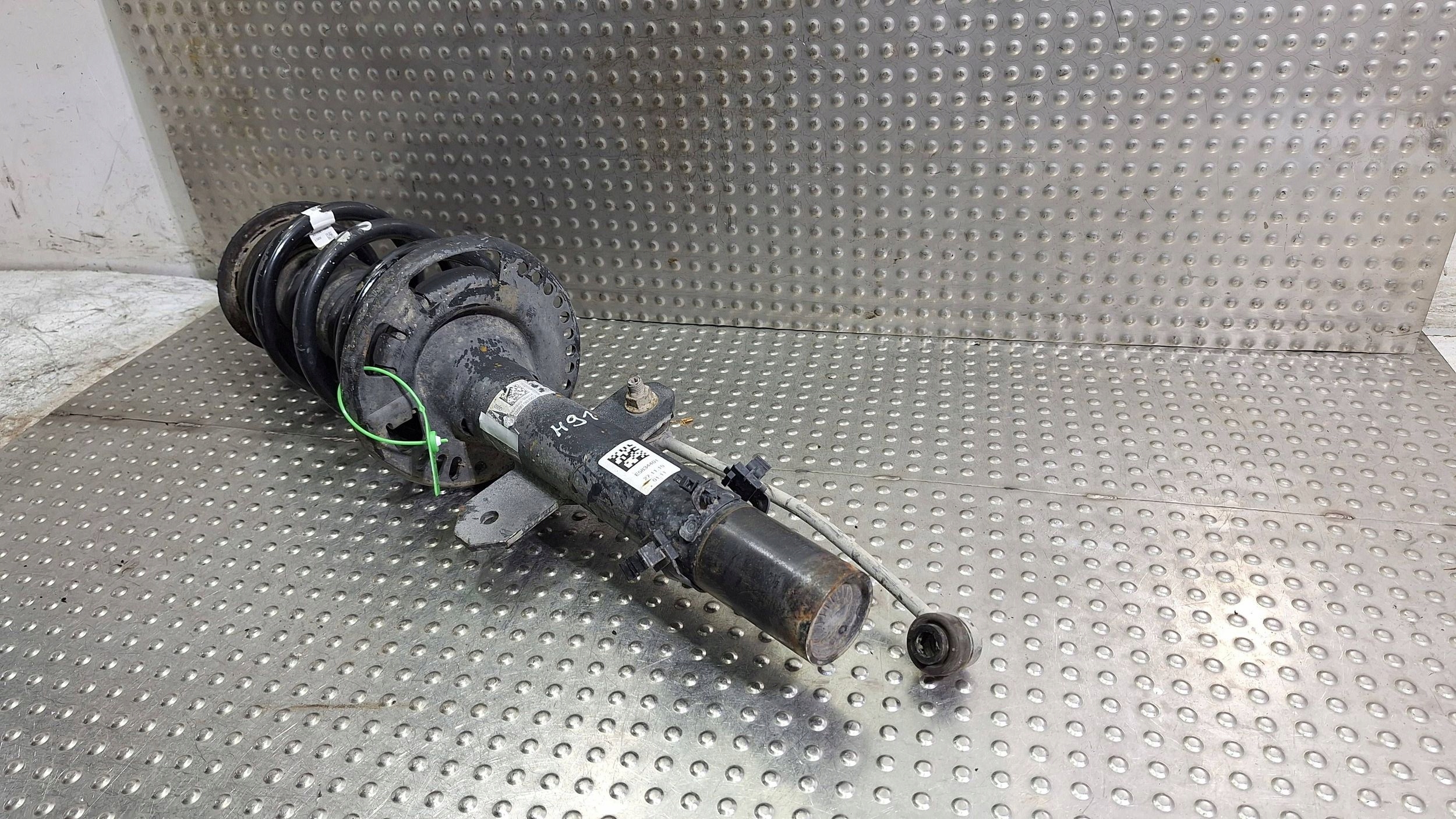 shock absorber left right front A9103209000 MERCEDES SPRINTER W907 W910