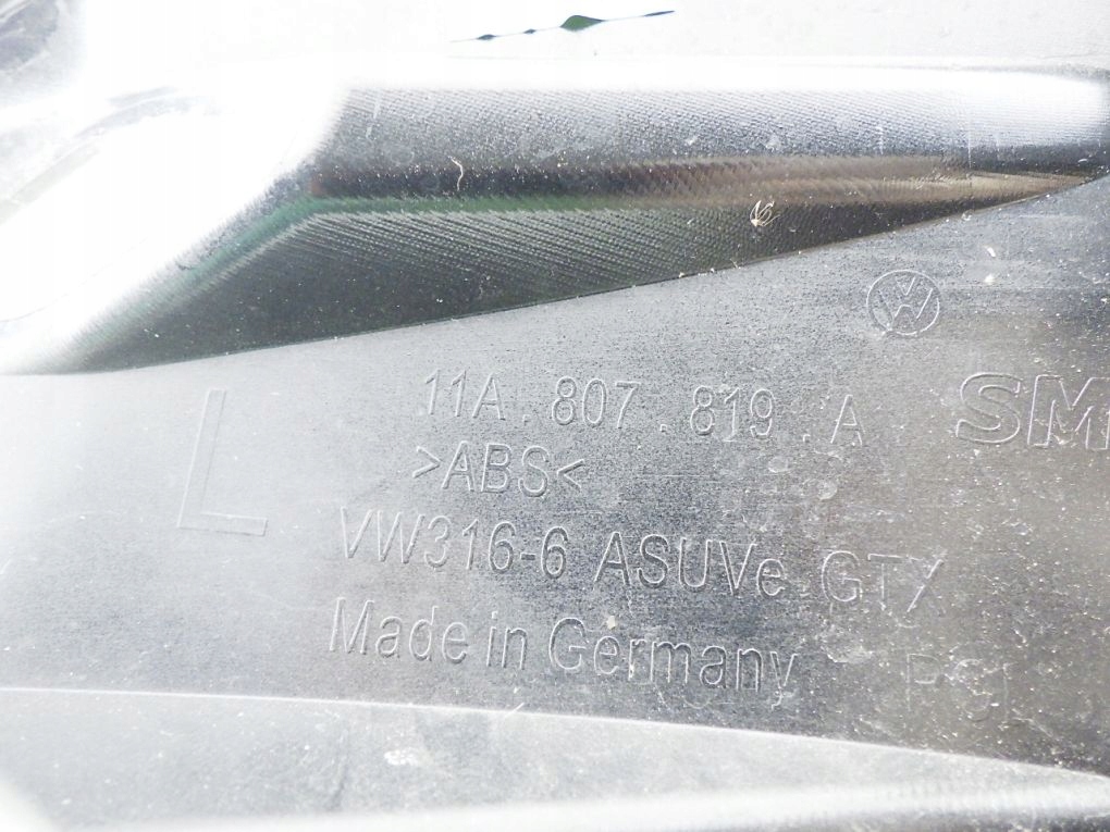 VW ID 4 ID.4 ID4 11A LINKS LÜFTUNGSGITTER DER STOSSSTANGE VORNE