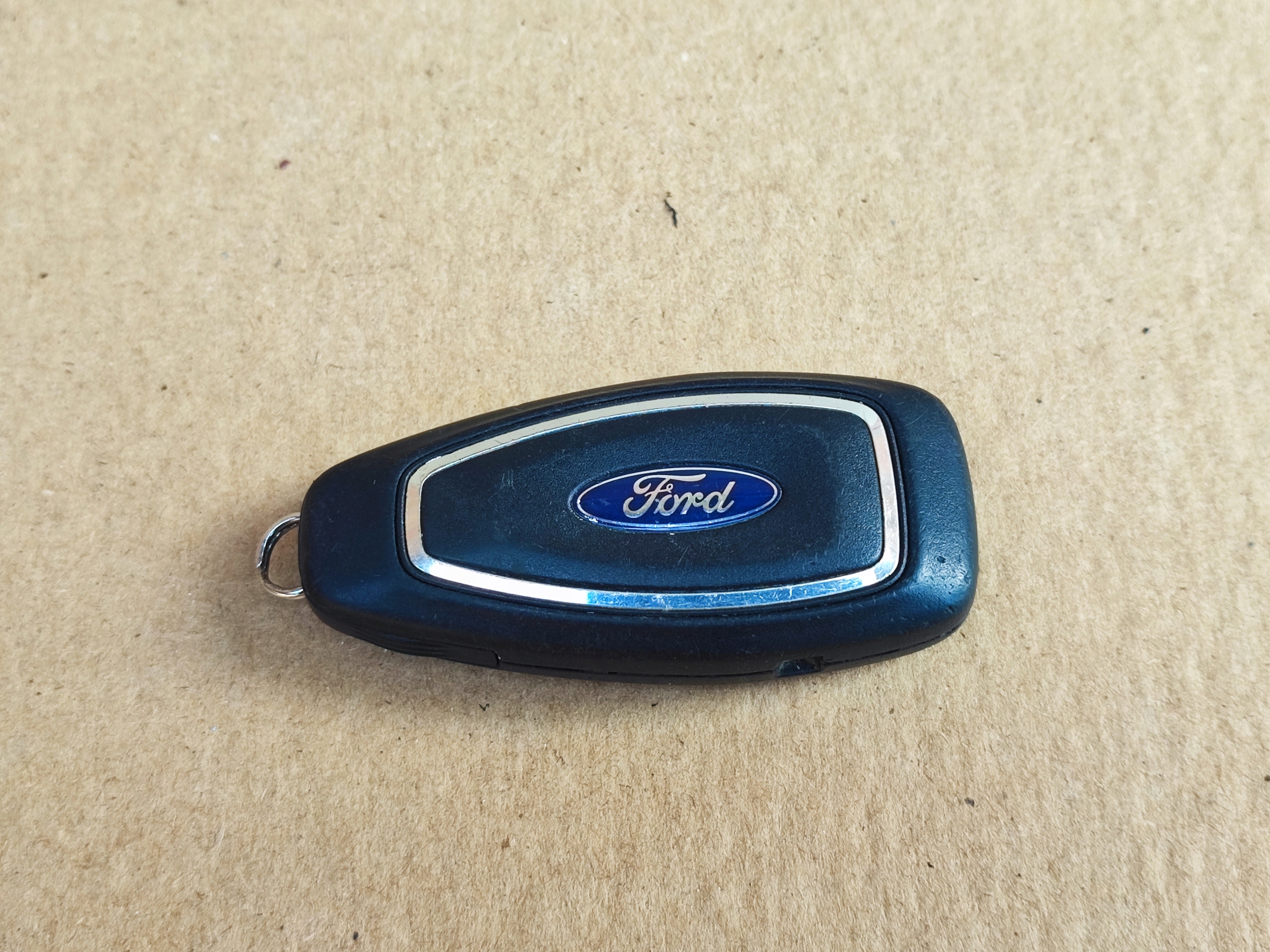 Ford Kuga MK2 2.0 TDCI kluczyk keyless pilot