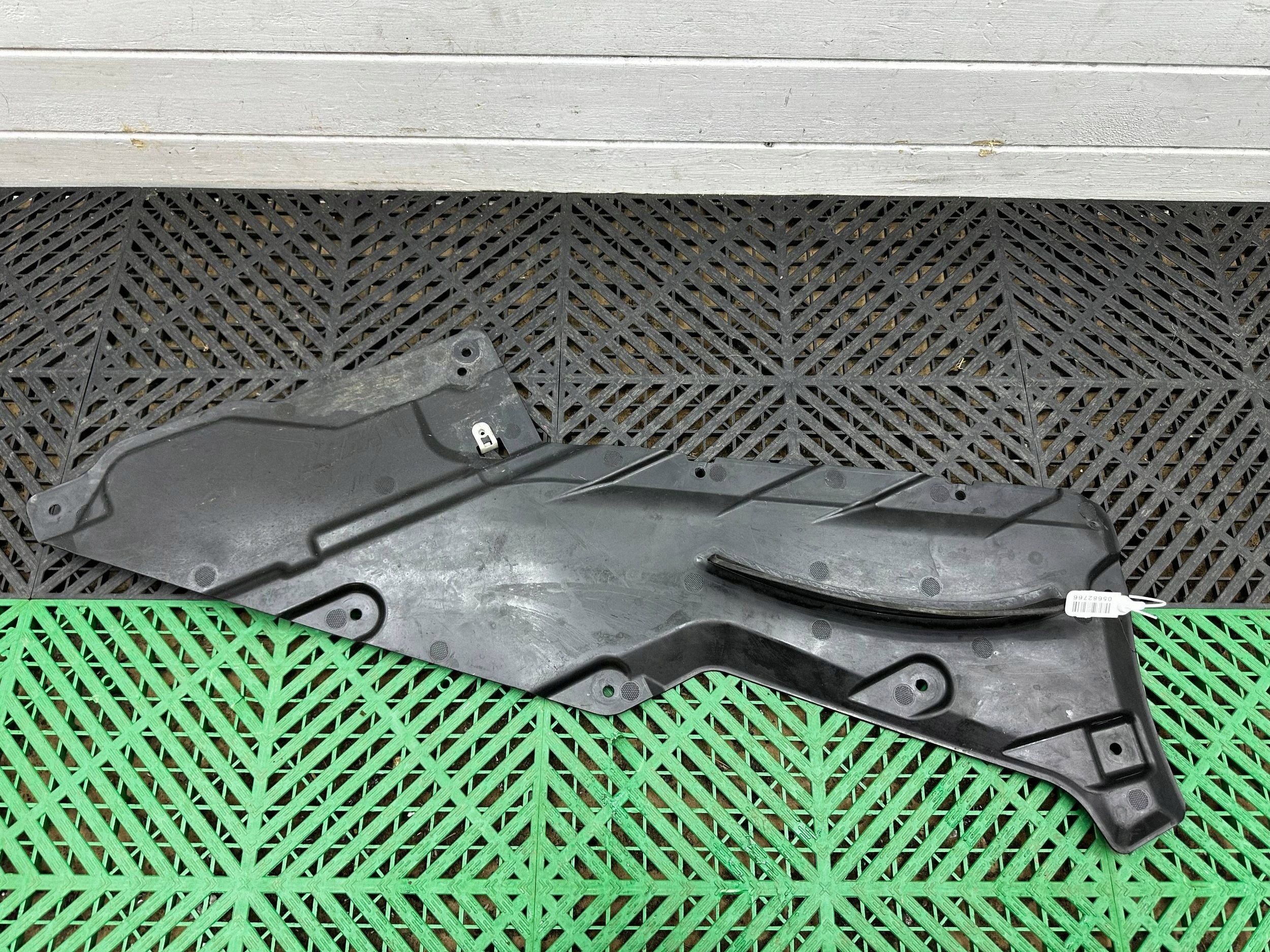 cover chassis side BMW M3 G80 M4 G82 M2 G87 8080540