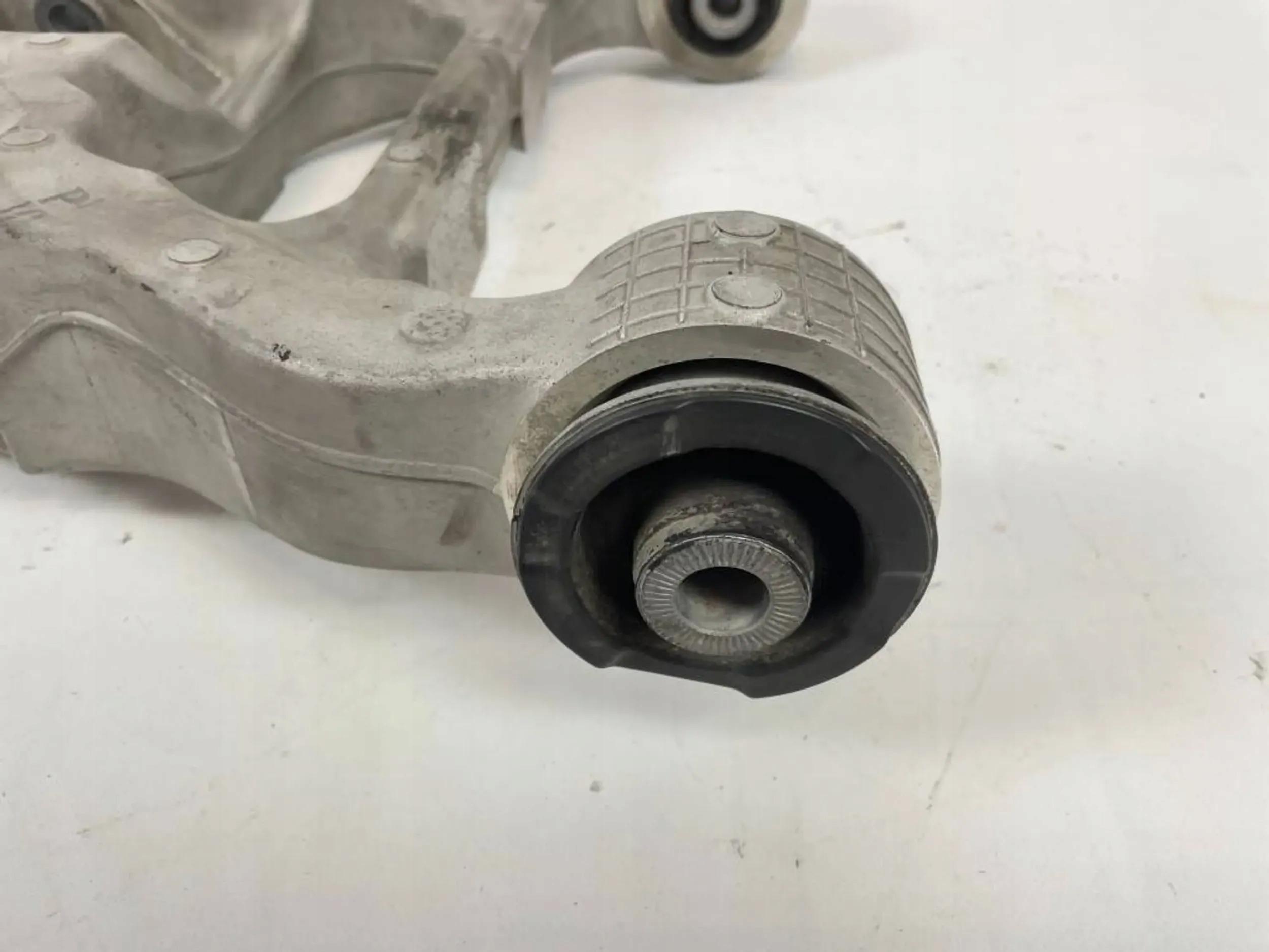 arm front lower left RAM 1500 TRX 21-24