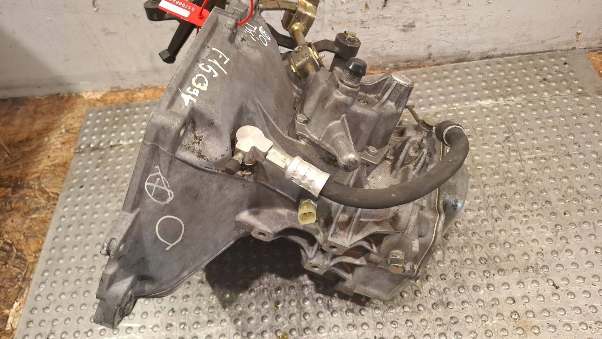 Getriebe F15C394 Opel Vectra B 1.6 16V