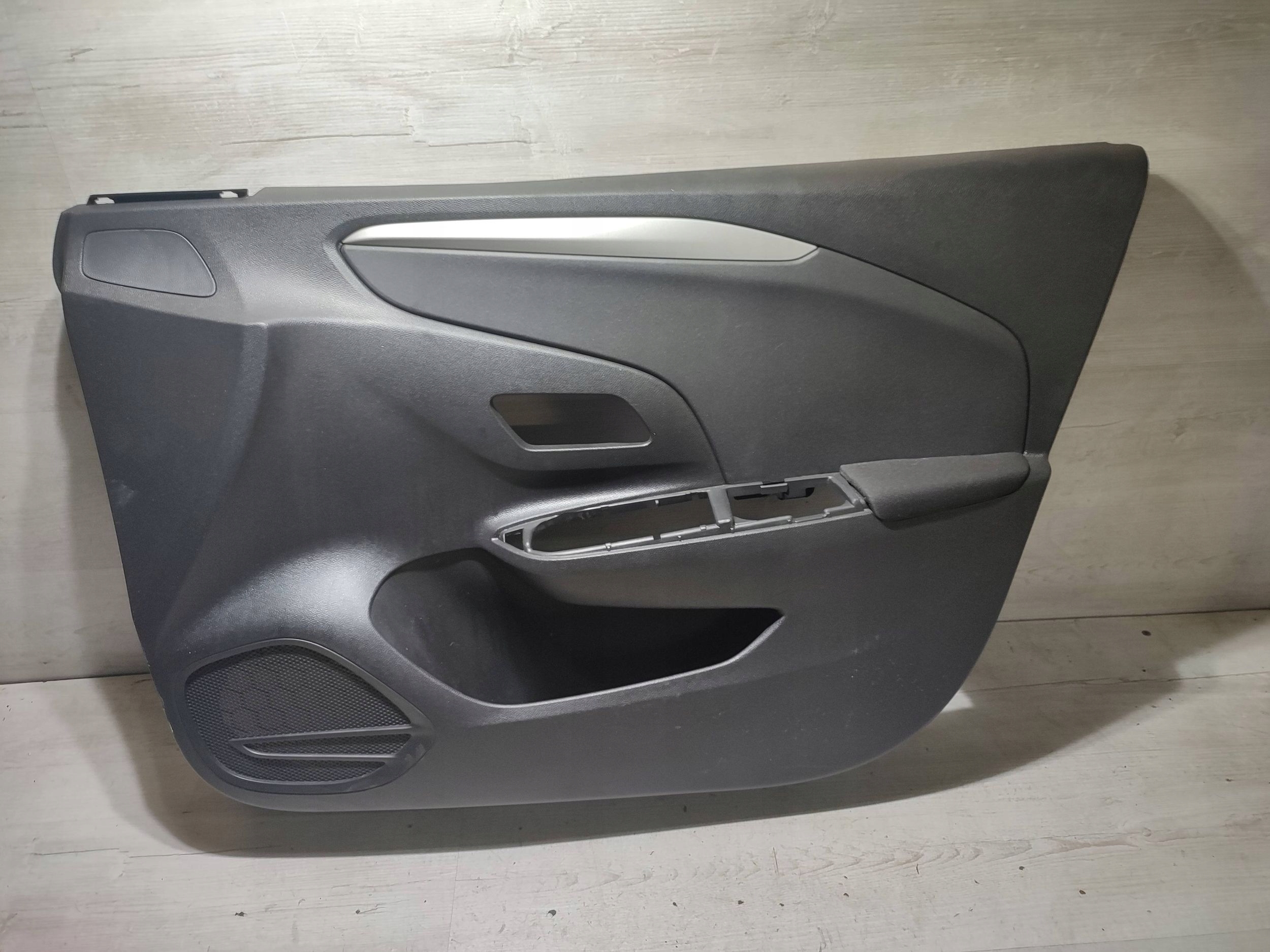Opel Corsa F 2020 front side right upholstery door
