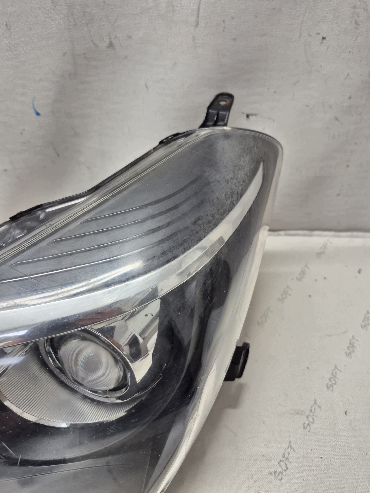 TOYOTA YARIS III LIFT 14- light left front front lens
