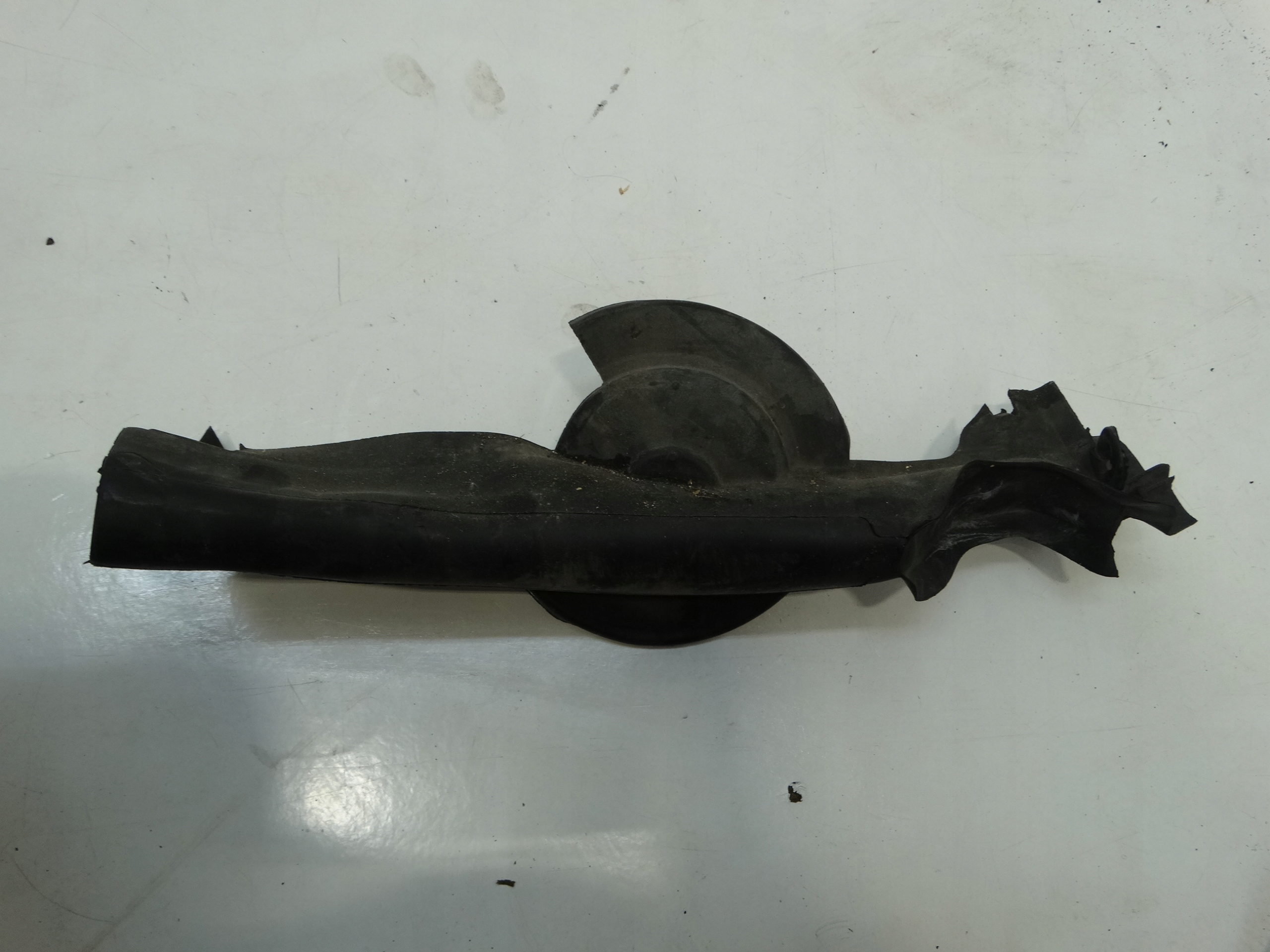 gasket bonnets left front BMW 1 F20 2013R. 5176-7307863