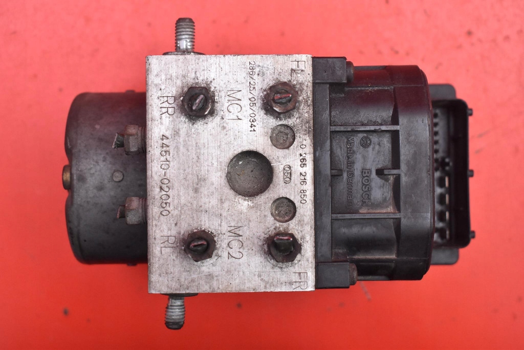 Pompa ABS 44510-02050 TOYOTA COROLLA E12 2.0 D-4D 116 KM 00-08