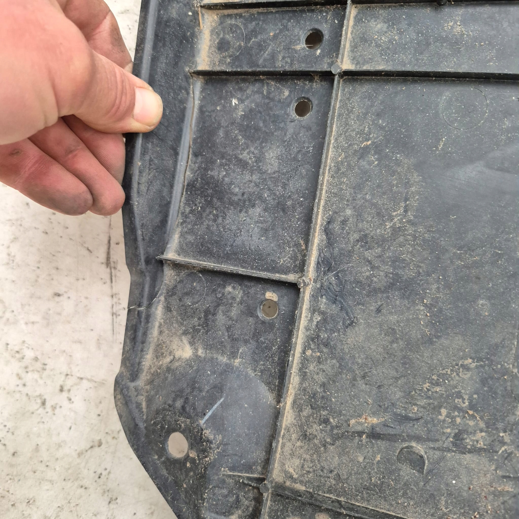 MAZDA 3 III 13-18 Blende Abdeckung abdeckung unter Stoßstange
