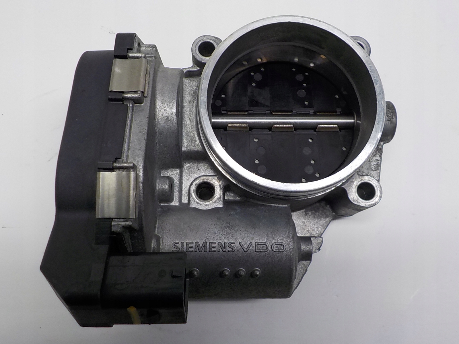 BMW X1 E84 N46 1 E81 N43 2.0 Valvola a farfalla 7561066