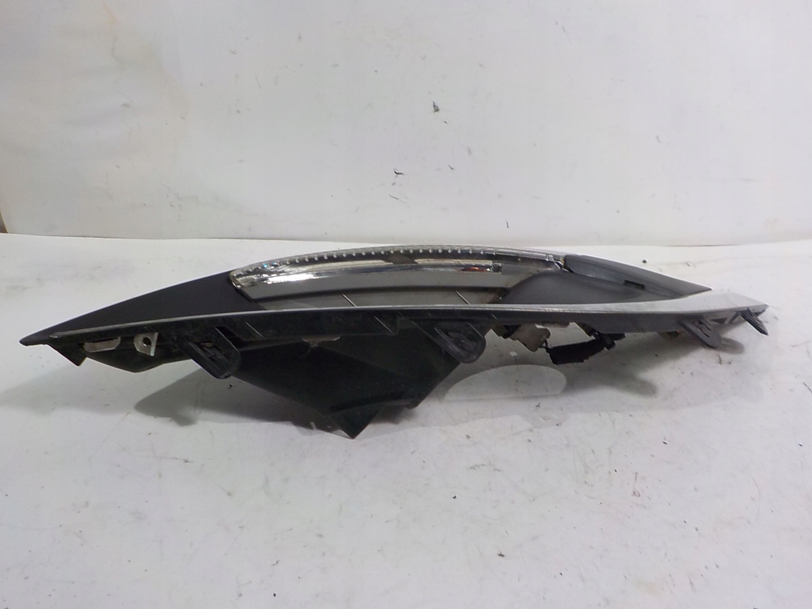 OPEL ASTRA J IV LIFT indicator left front front grid