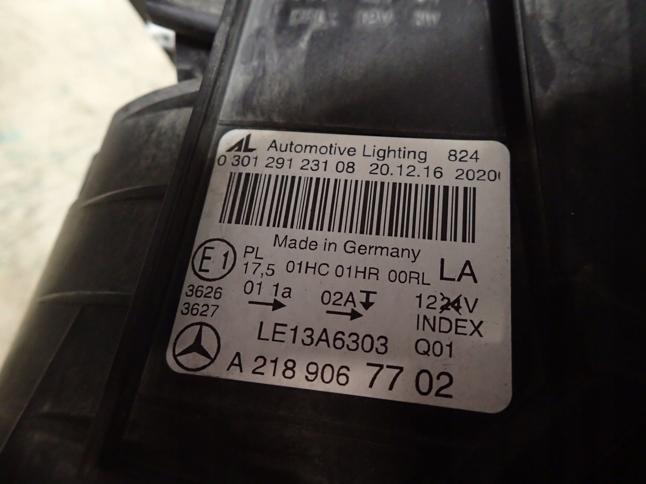 LAMPA PRZÓD LEWA MERCEDES CLS W218 LHP FULL LED Typ samochodu Samochody osobowe