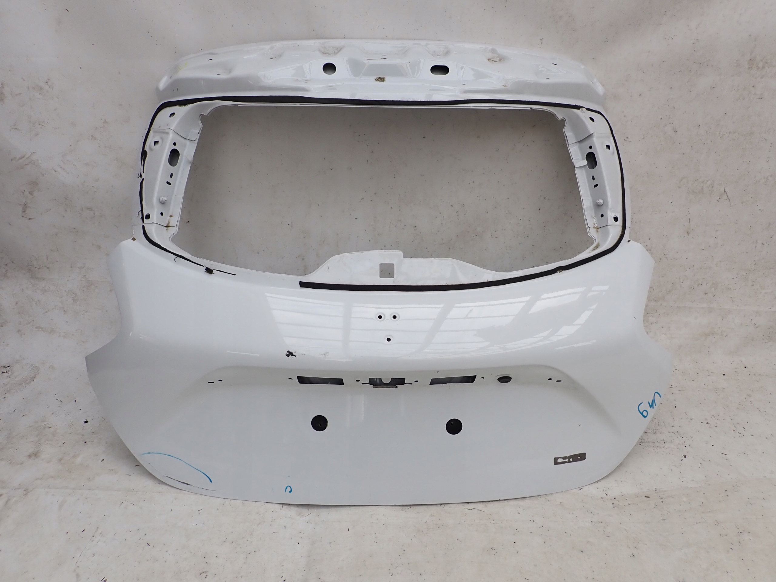 RENAULT ZOE 12-24 boot door rear