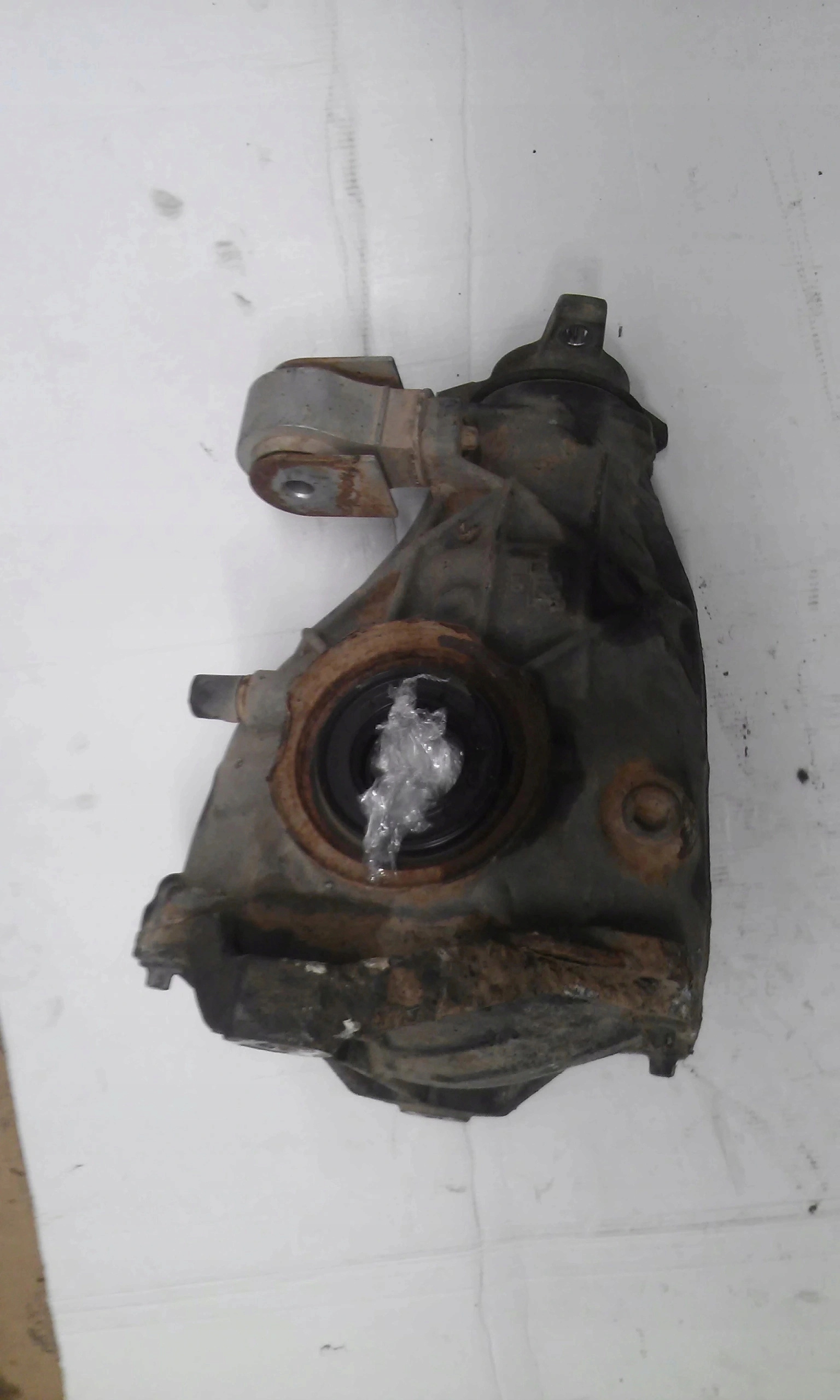 W204 C KLASA differential diff rear part 2.2 CDI sedan