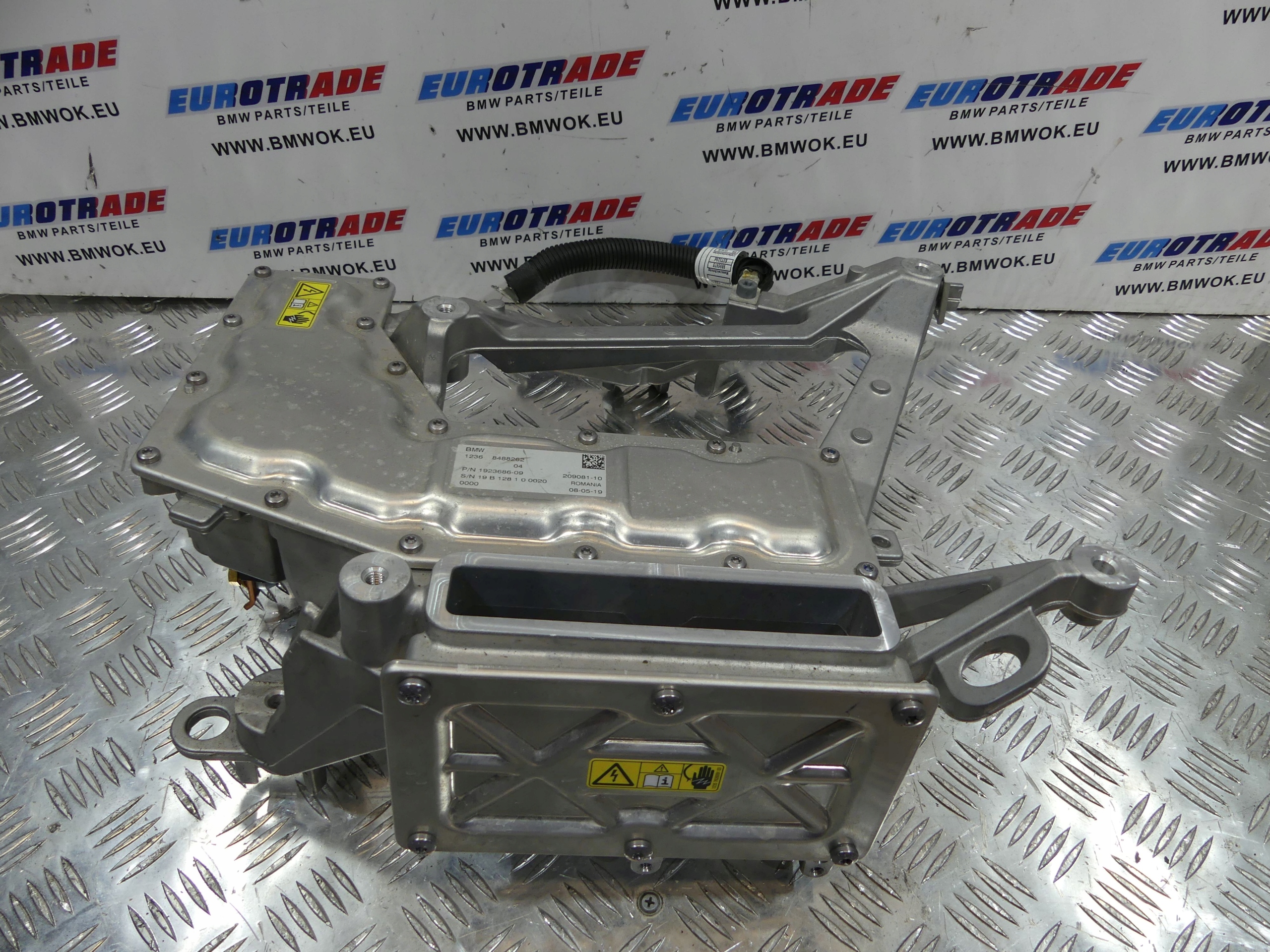 MINI F56 LCI F57 Cooper SE OBUDOWA POŁĄCZENIOWA MODUŁÓW SILNIKA 8488262