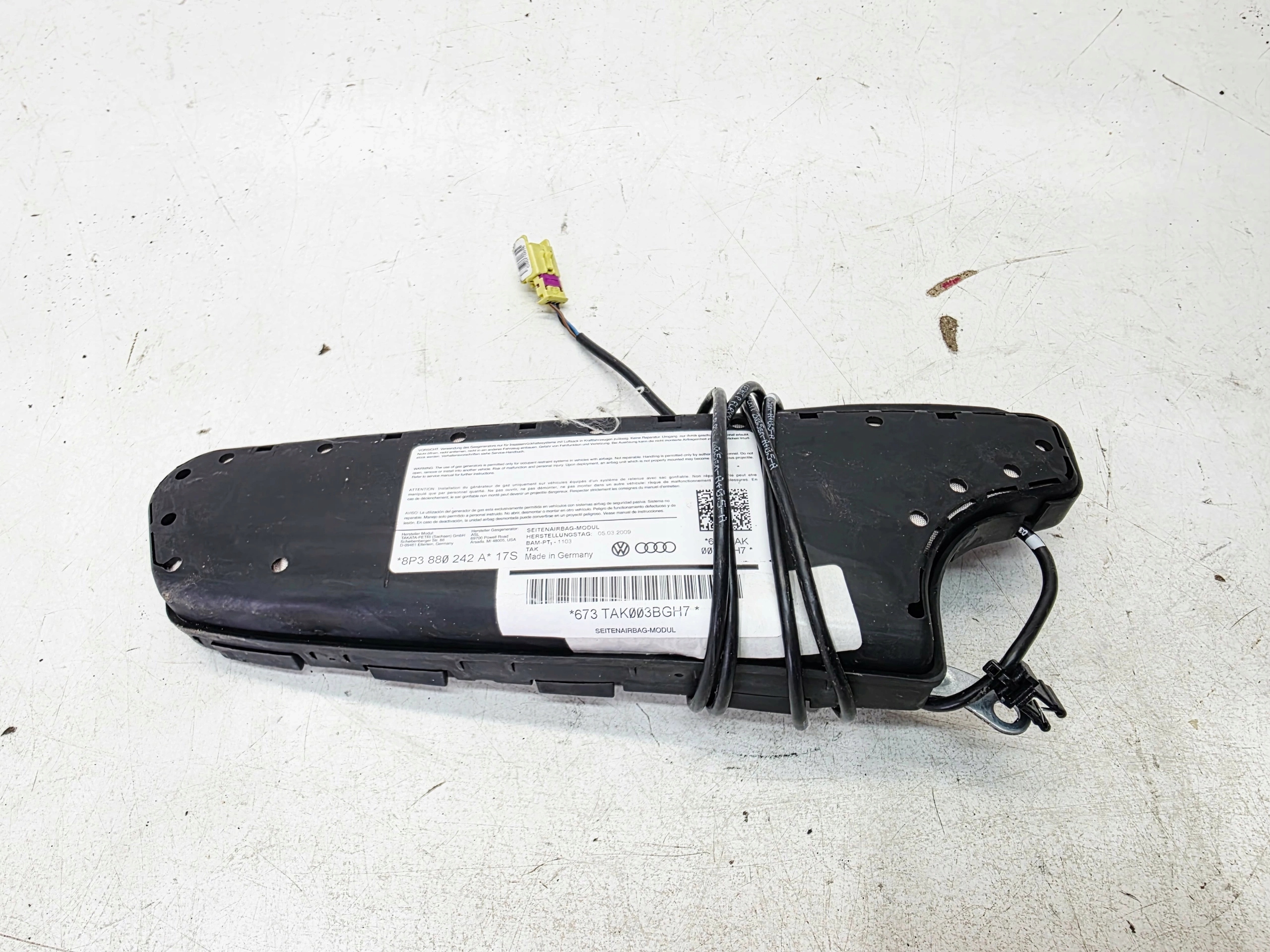 seat airbag right front AUDI A3 8P 8P3880242A