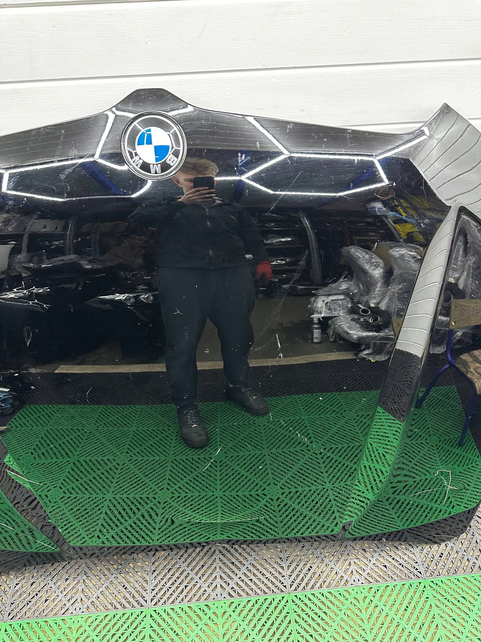kapota predok BMW X1 U11