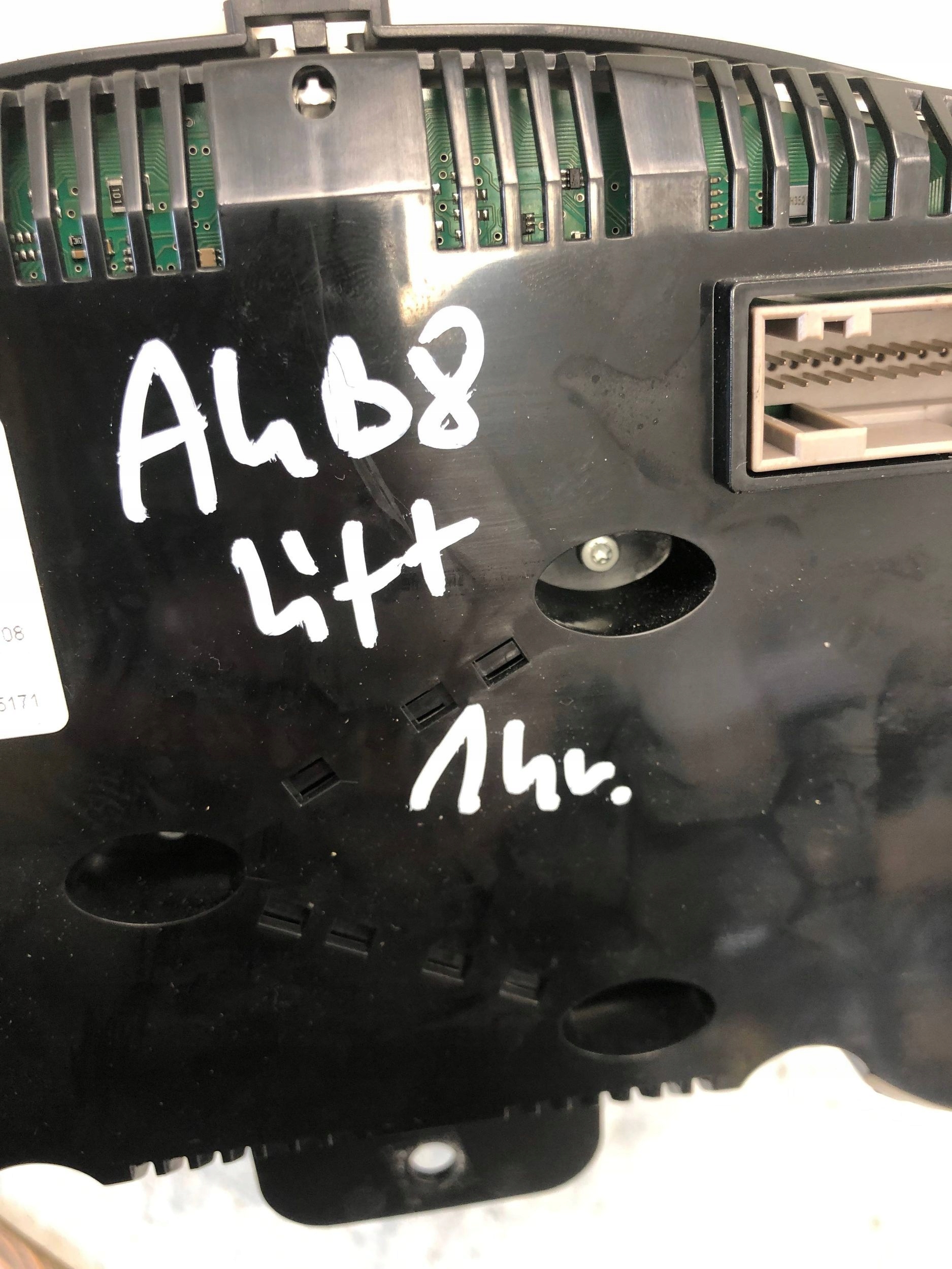 dials dials AUDI A4 B8 LIFT 8K0920932 EUROPA