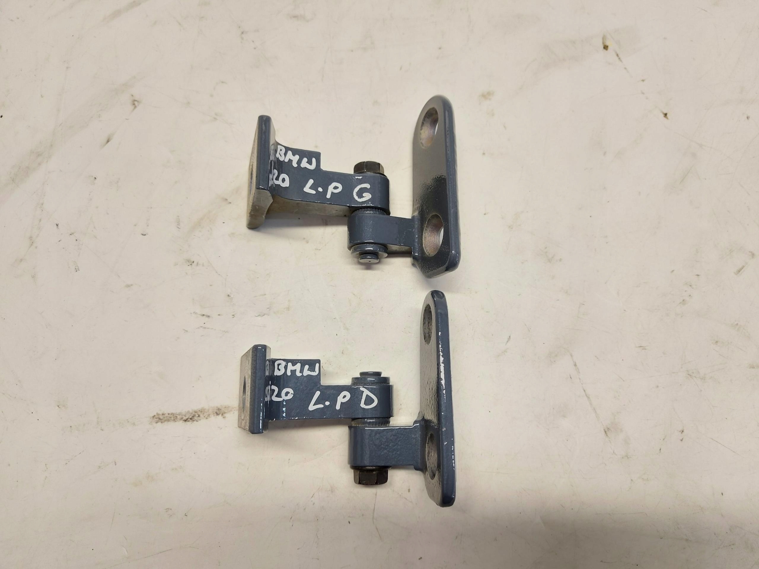 BMW iX i20 2023, Xdrive50, hinge door left front GORA DOL