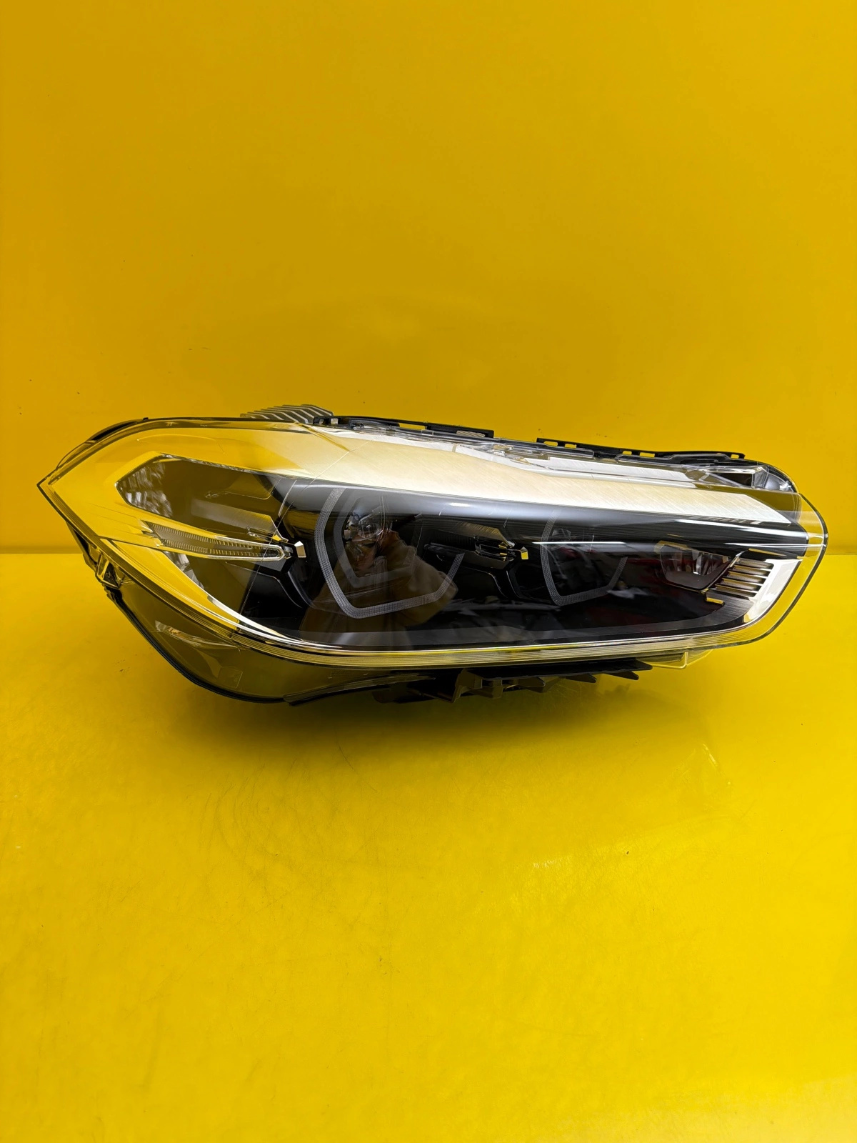 light right BMW X2 F39 Full Led 5A1E0A8-02