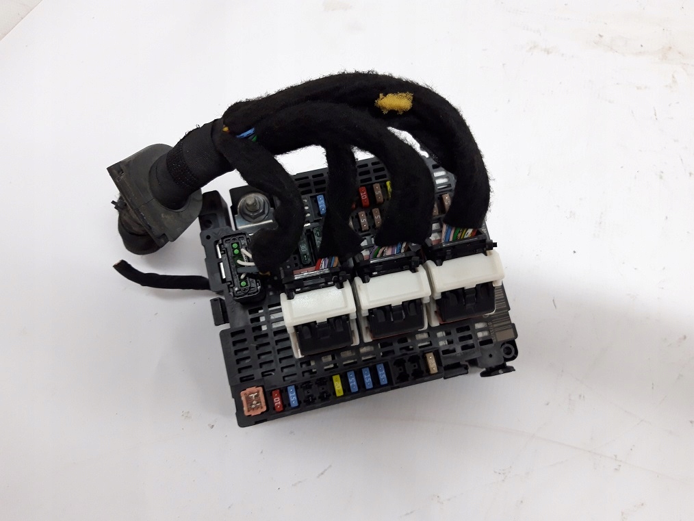 PEUGEOT 308 II T9 STEROWNIK MODUL BSM Z02