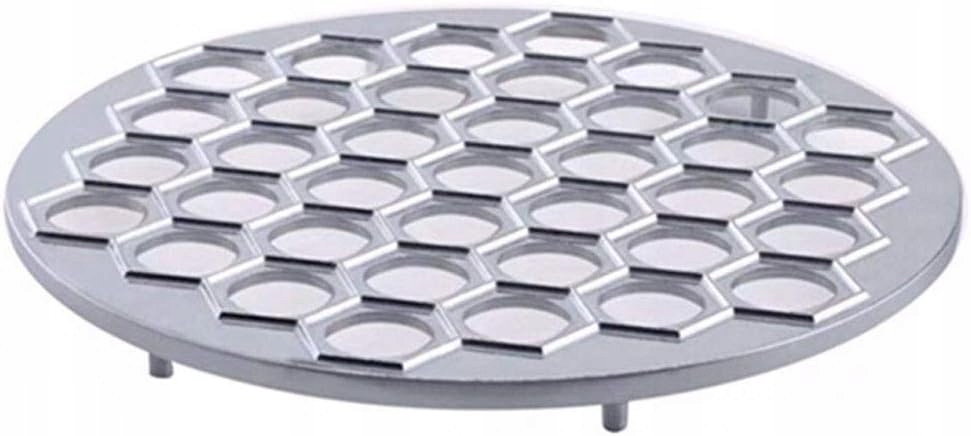 FORMA FOREMKA PIEROŻNICA DO PIEROGÓW USZEK PIEROGI RAVIOLI WYKROJNIK 37SZT Liczba sztuk w zestawie 1 szt.