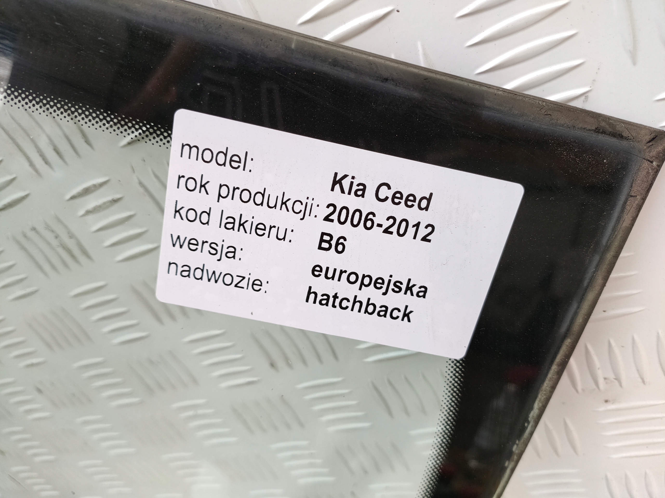 KIA CEED and 06-12 window front iron front GRZANA PODGRZEWANA 2012r.