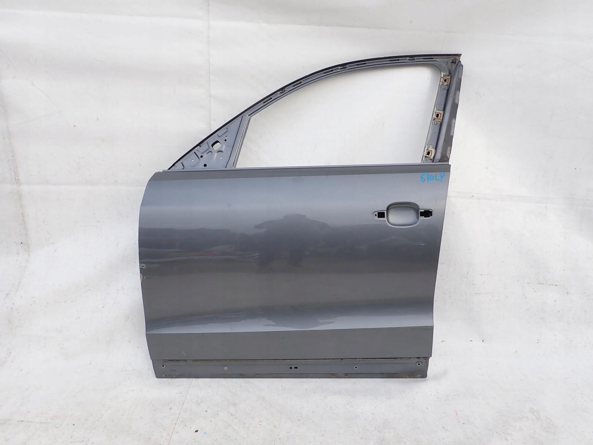 AUDI Q5 and 1 8R 08-16 door front front left